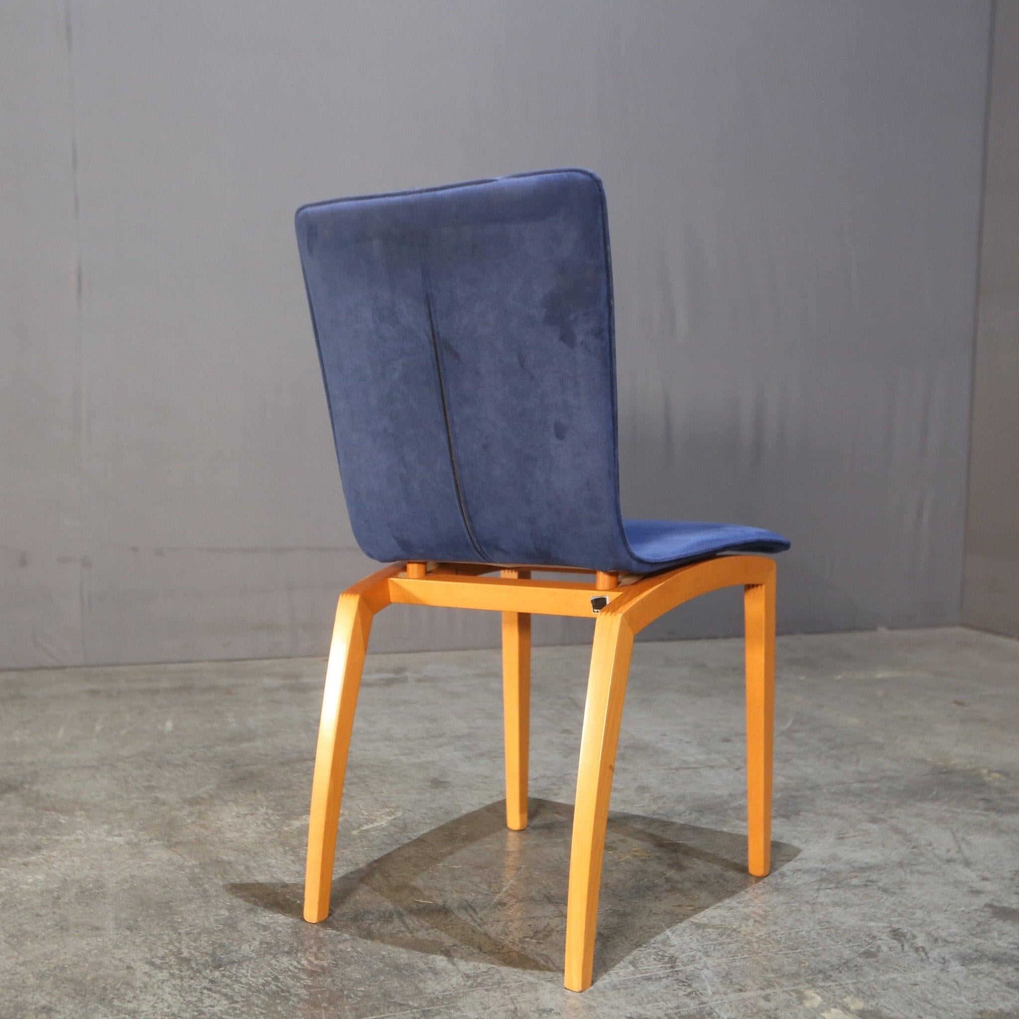 Ligne Roset Esszimmerstuhl (Französisch) im Angebot