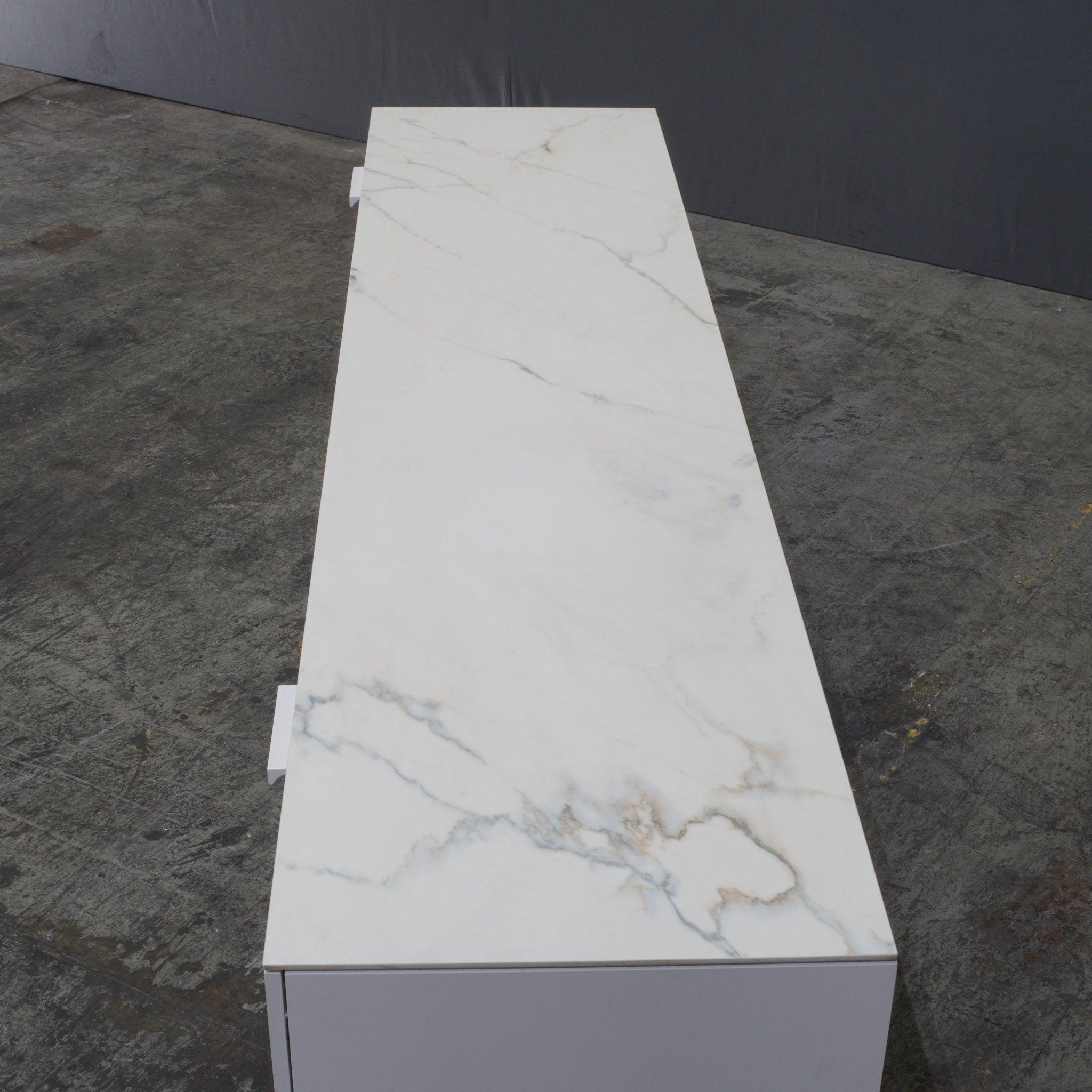 Ligne Roset Everywhere Podium-Kommode für Soundbar von Christian Werner 2