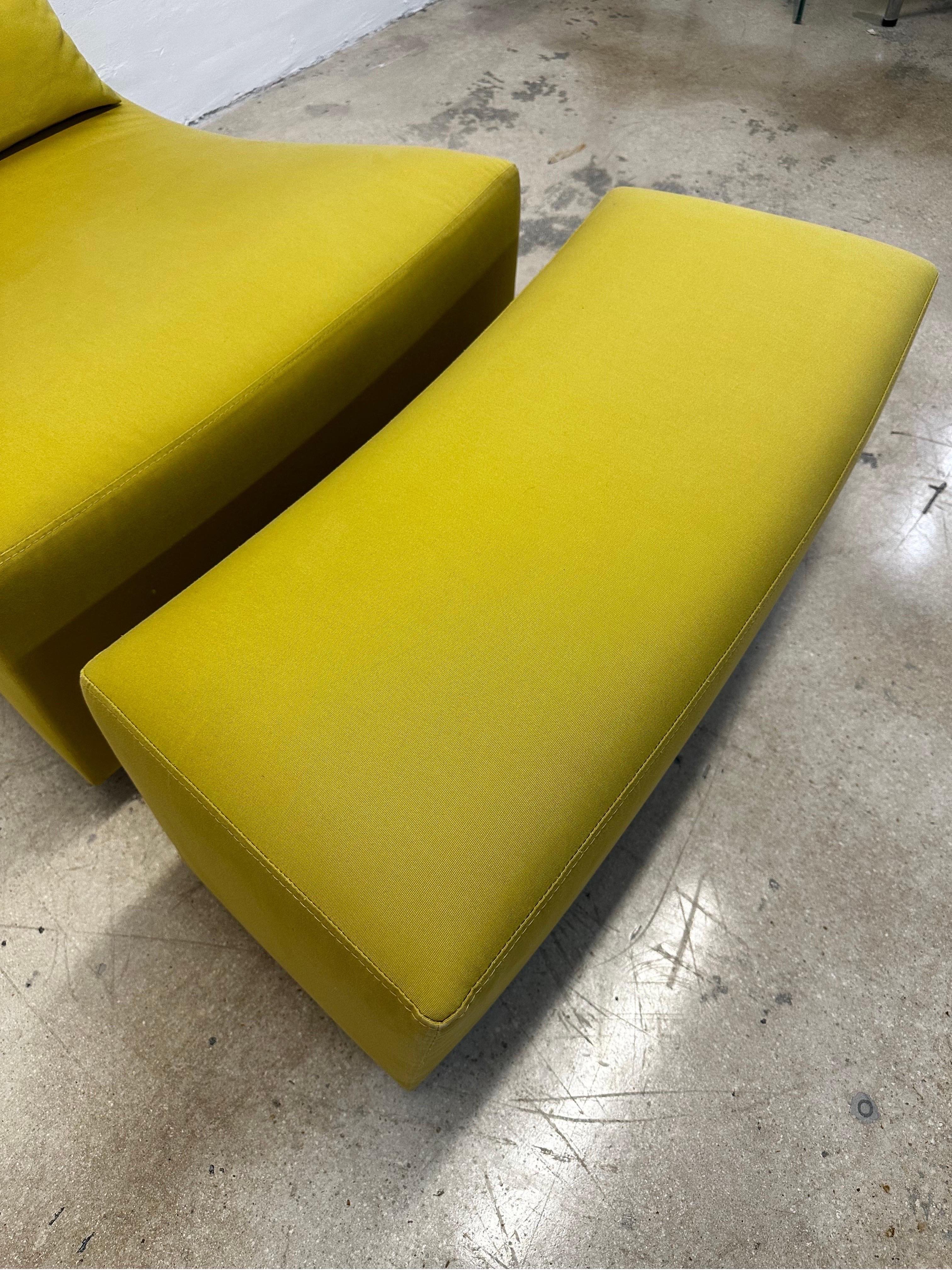 Ligne Roset Fireside “Neo” Lounge Rocking Chair and Footrest In Good Condition For Sale In Miami, FL