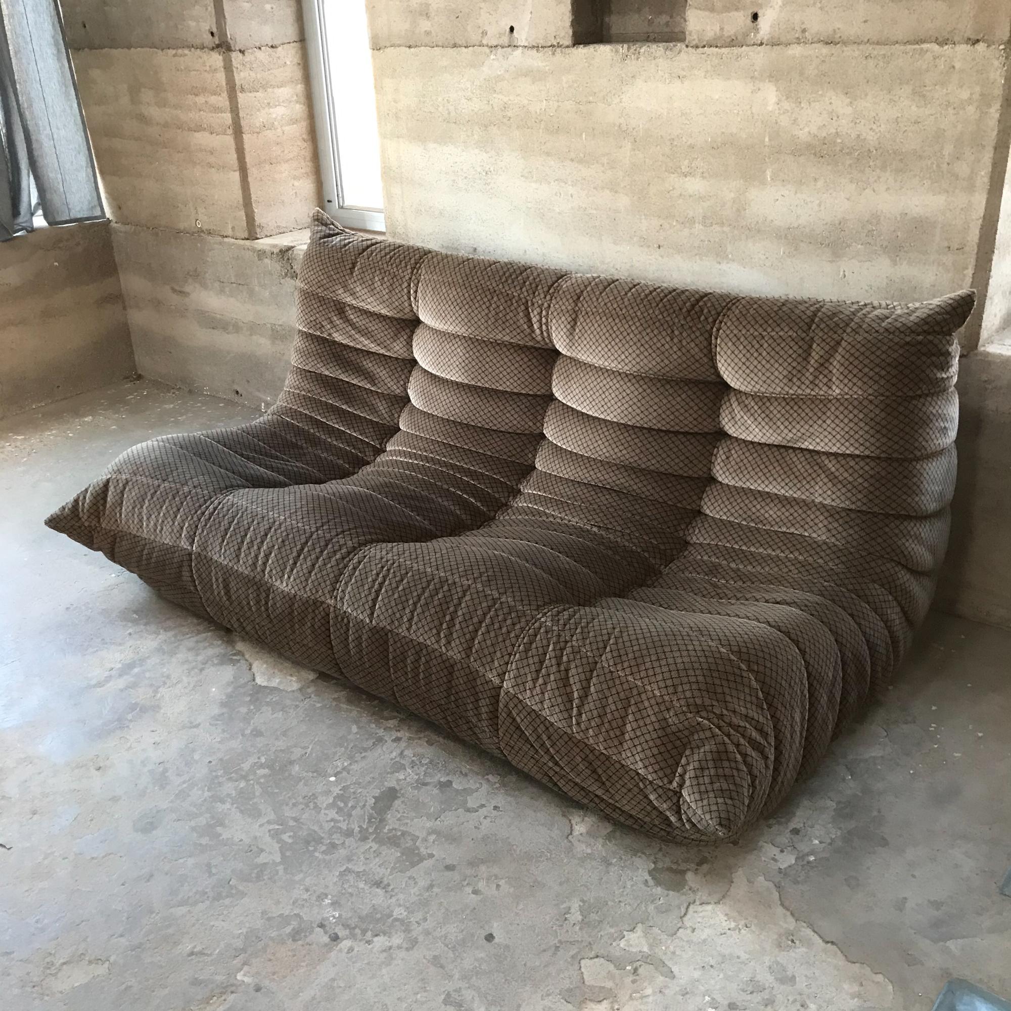 French Michel Ducaroy Togo Sofa Lounge Ameublements Belus In Good Condition In Chula Vista, CA