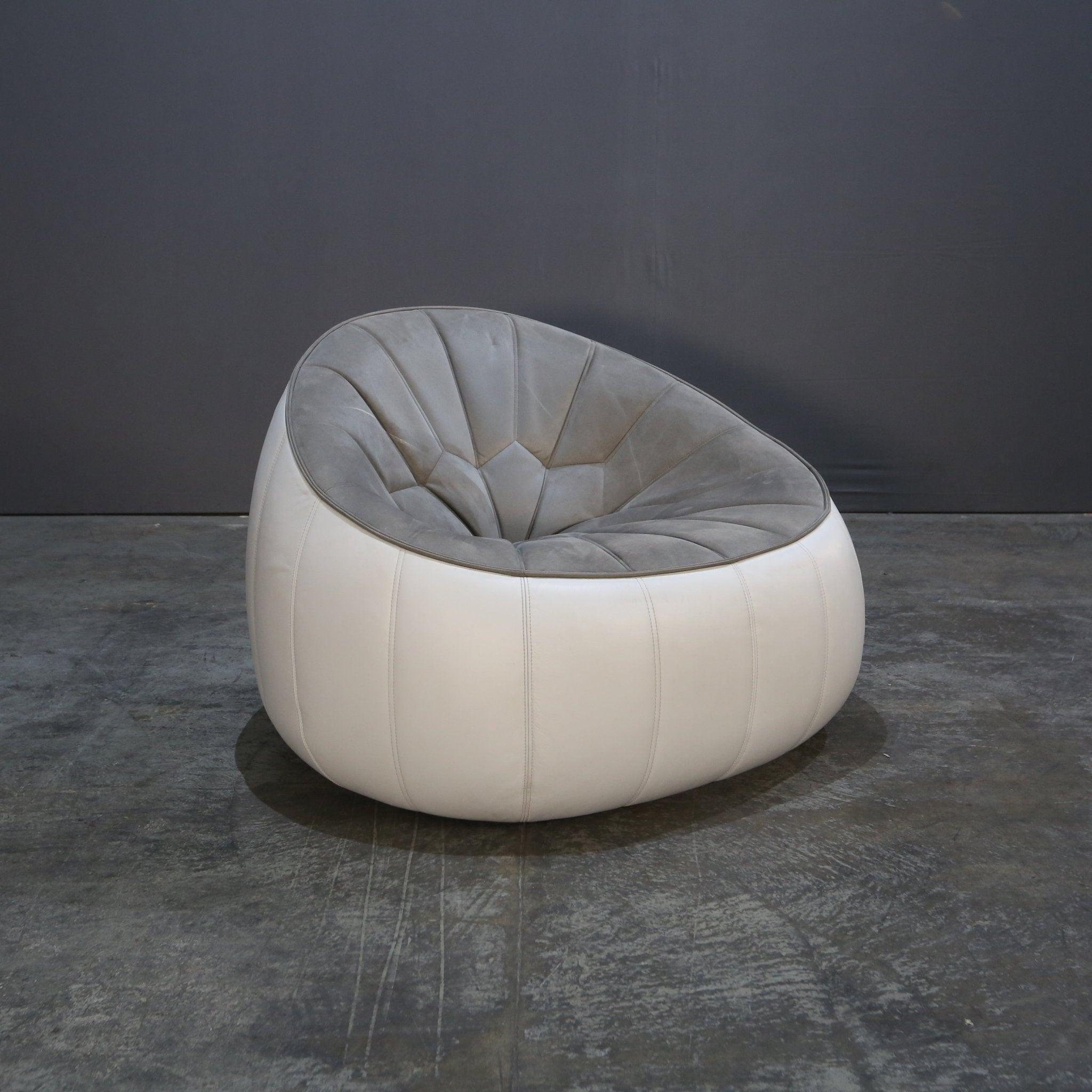 XXI secolo e contemporaneo Pouf grigio di Ligne Roset in vendita