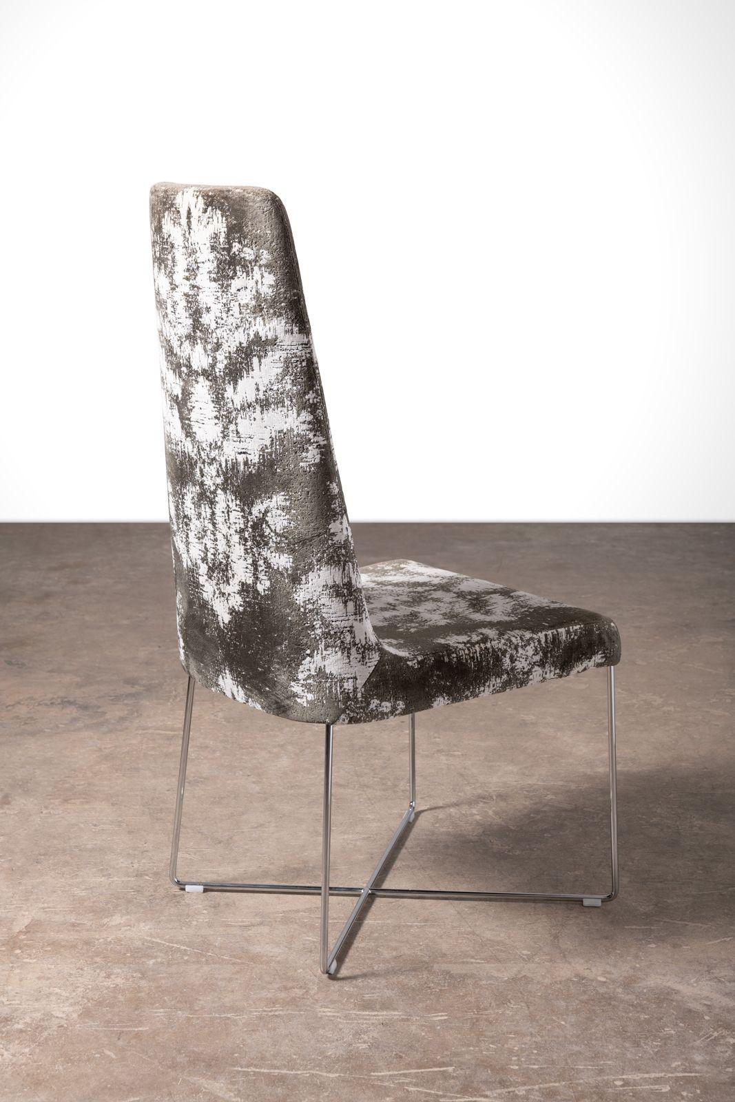 Jacquard Paire de chaises pantoufles Ligne Roset de SODA Design en chenille jacquard en vente