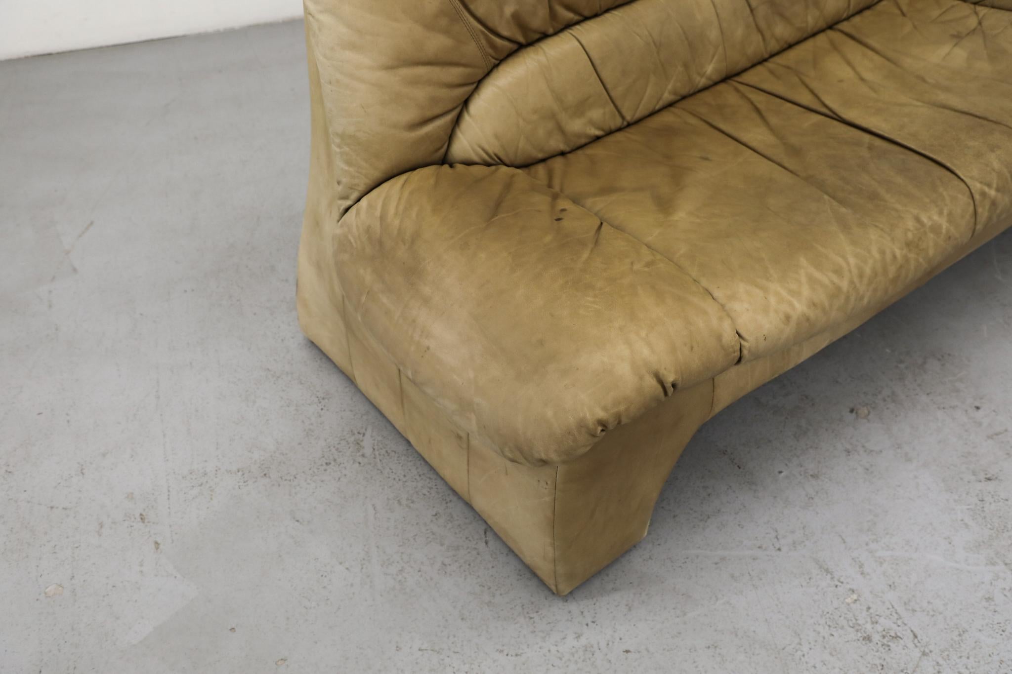 Ligne Roset Inspired 1980s Tan Leather Loveseat w/ Slanted Profile For Sale 5