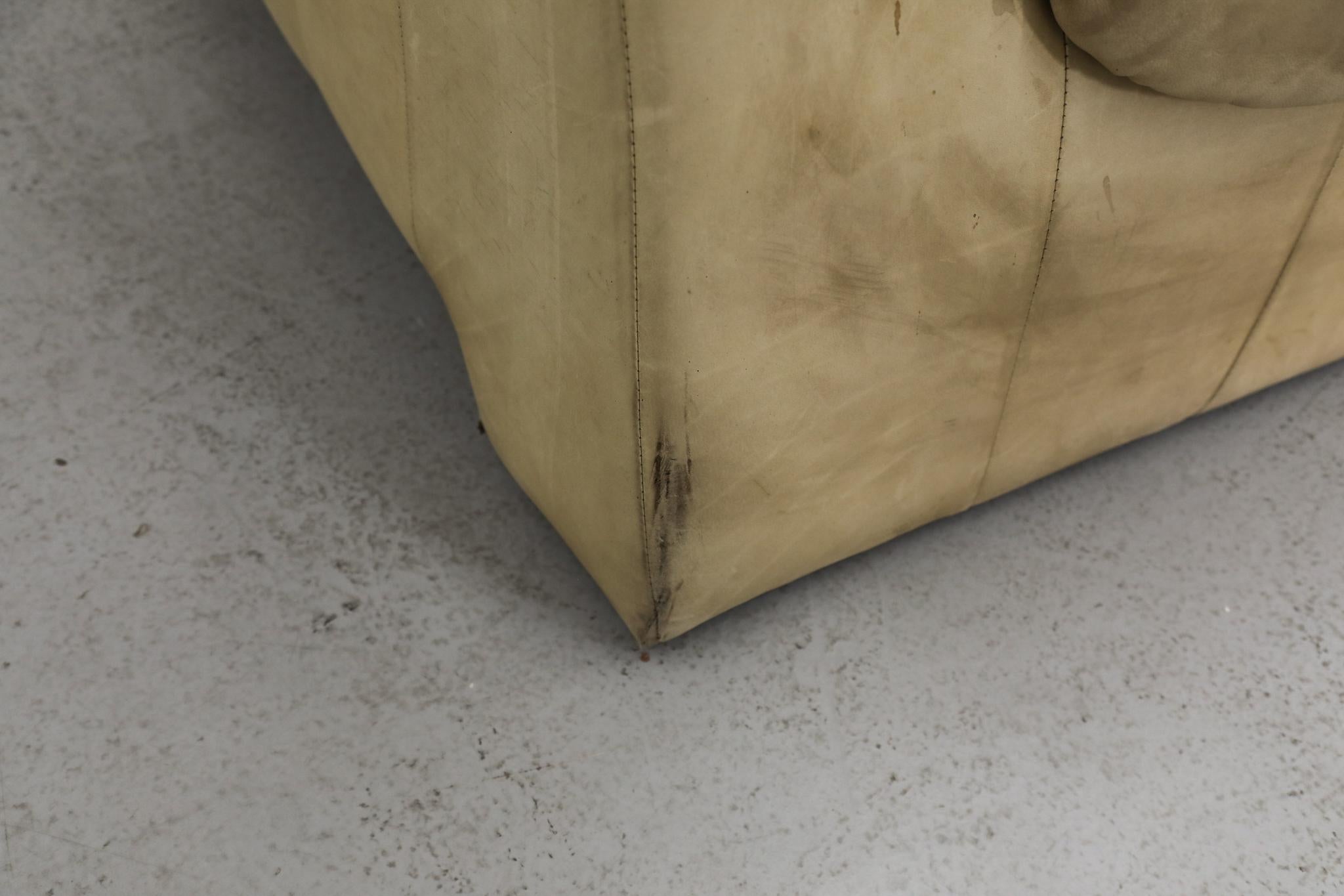 Ligne Roset Inspired 1980s Tan Leather Loveseat w/ Slanted Profile For Sale 10