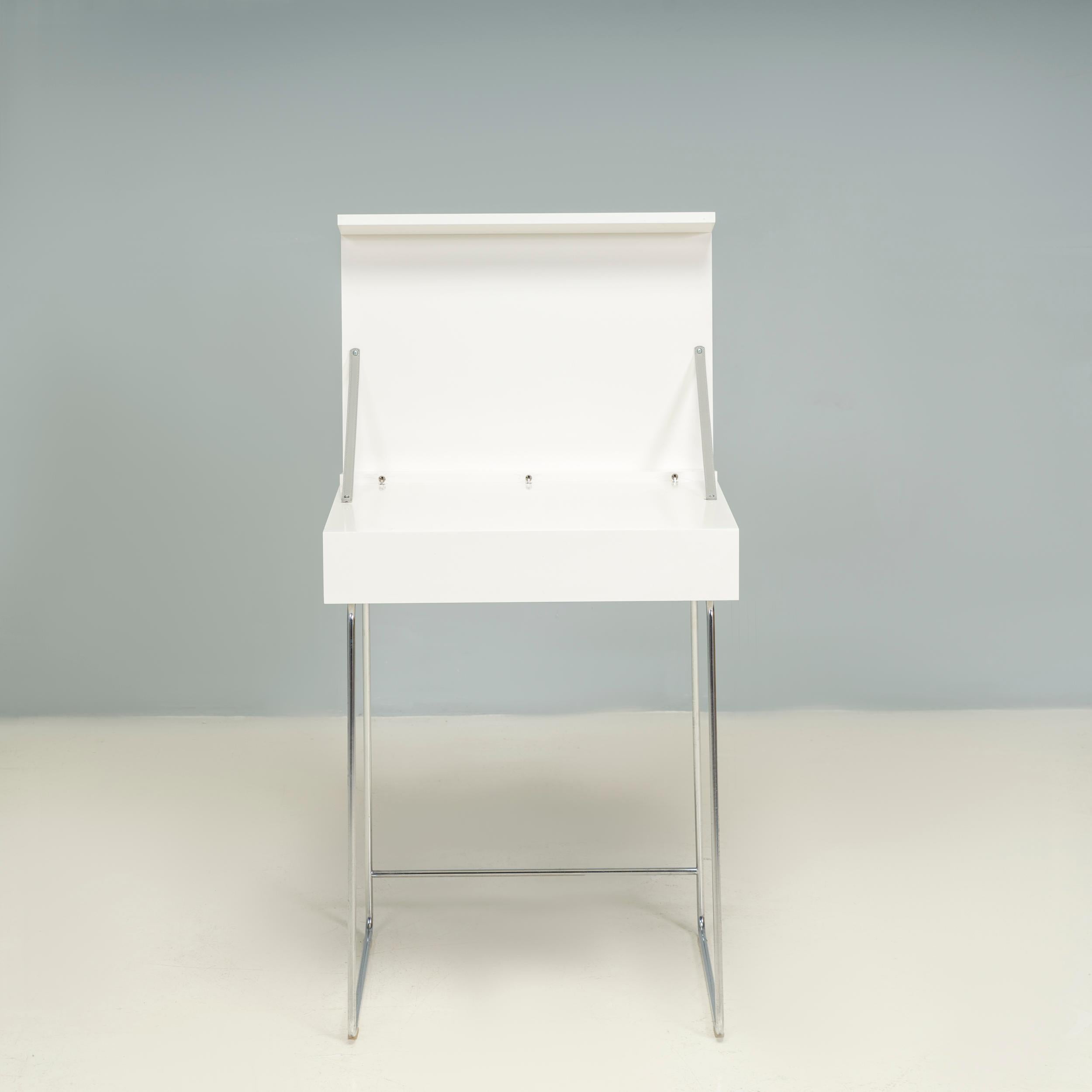 Ligne Roset by Julie Pfligersdorffer White Poms Compact Desk In Good Condition For Sale In London, GB