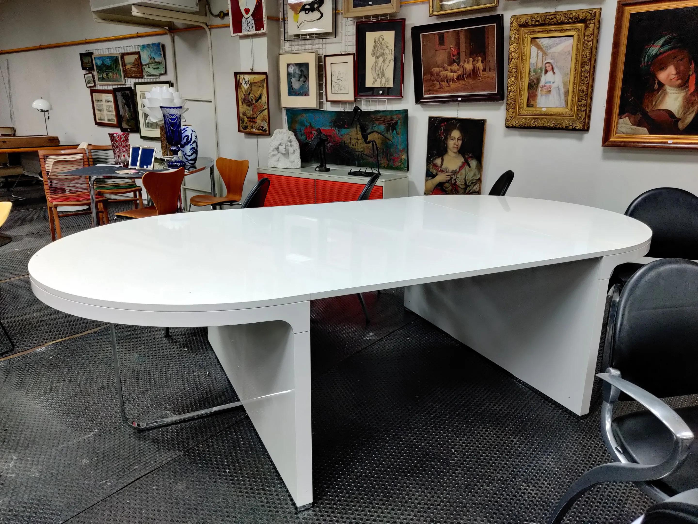 French Ligne Roset, Large Table in Lacquered Wood and Chrome circa 1970 For Sale
