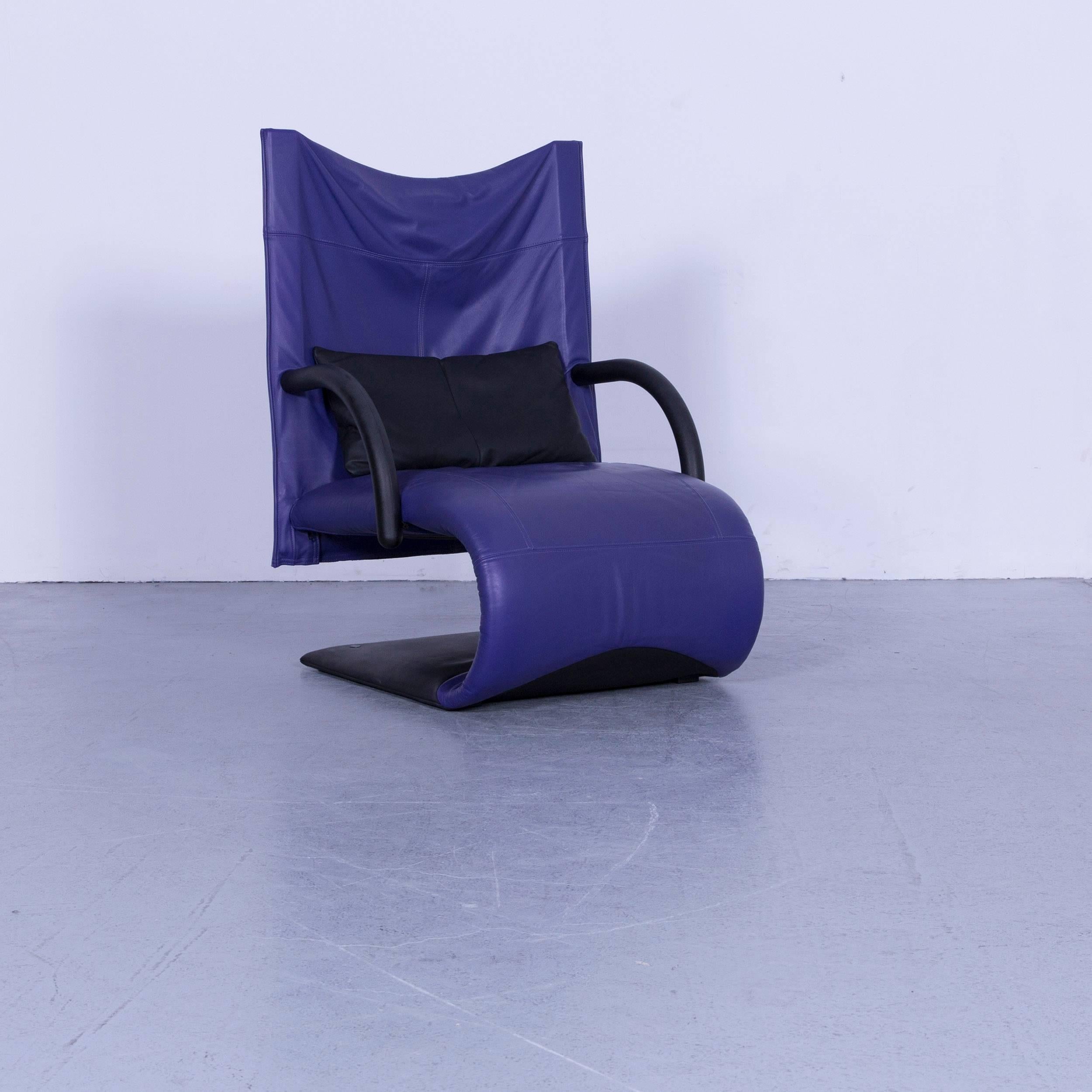 We bring to you a Ligne Roset leather armchair violet one-seat swing-chair.


































      