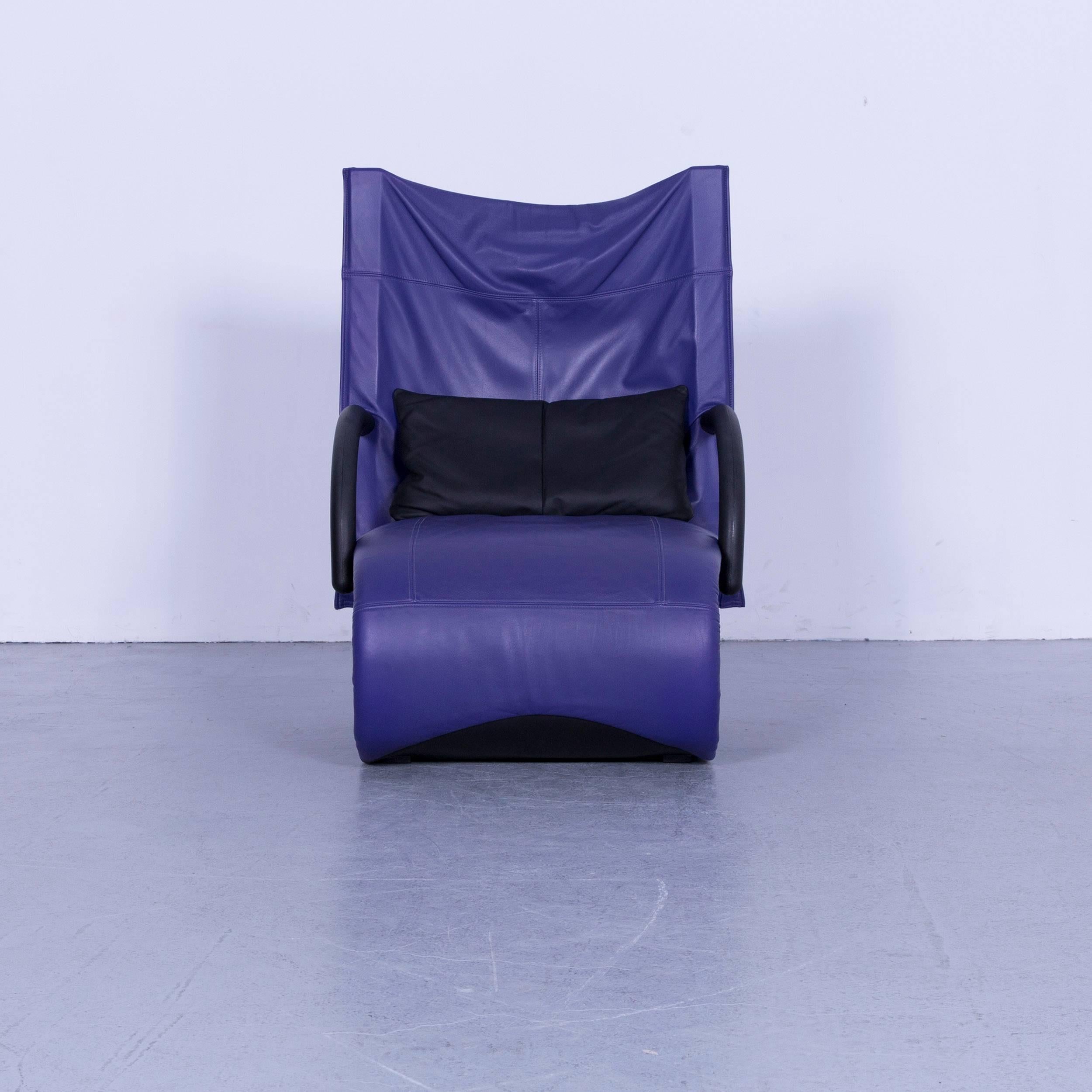 Ligne Roset Leather Armchair Violet One-Seat Swing-Chair In Good Condition For Sale In Cologne, DE