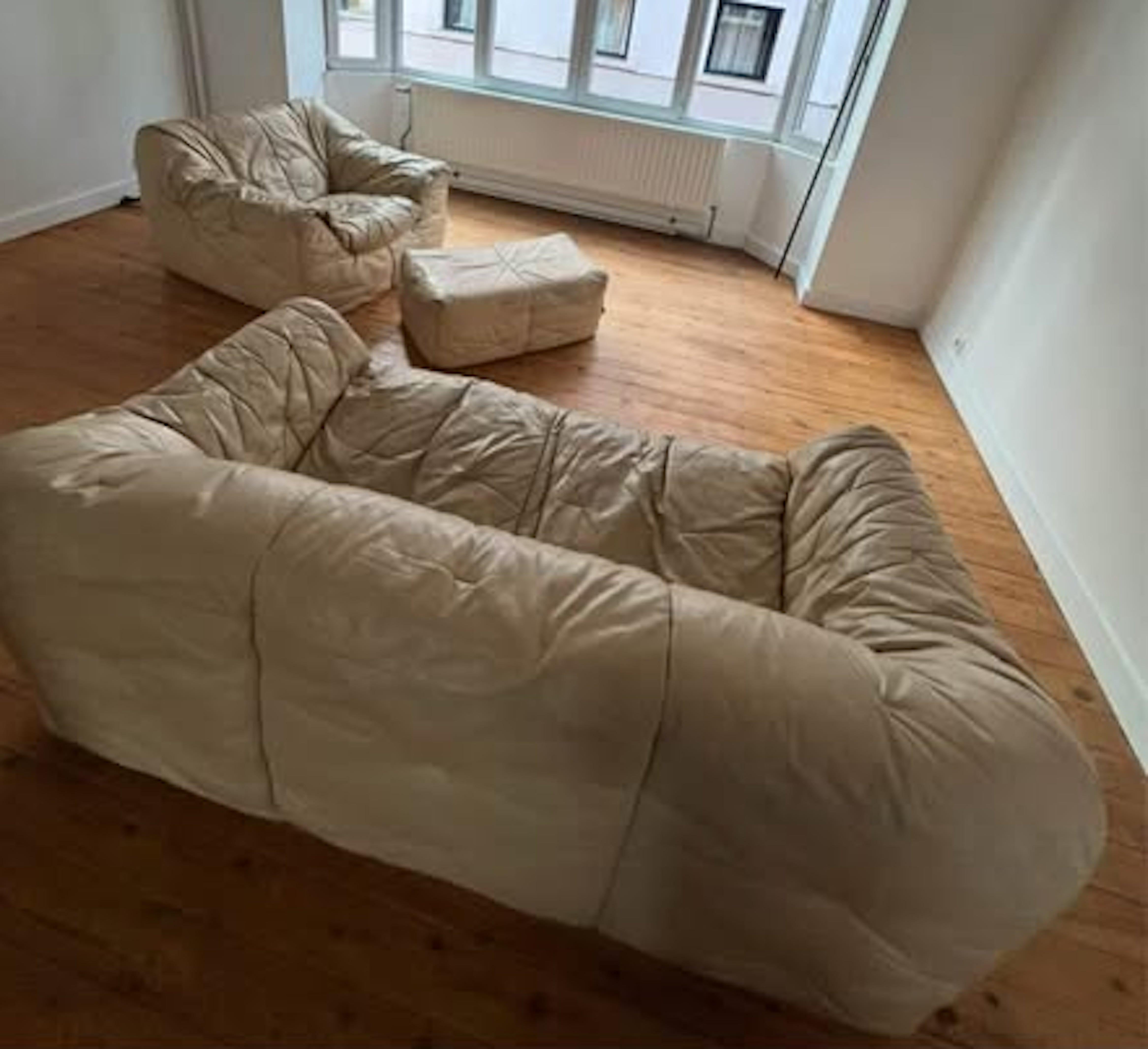 Français Ensemble de canapés en cuir Ligne Roset en vente