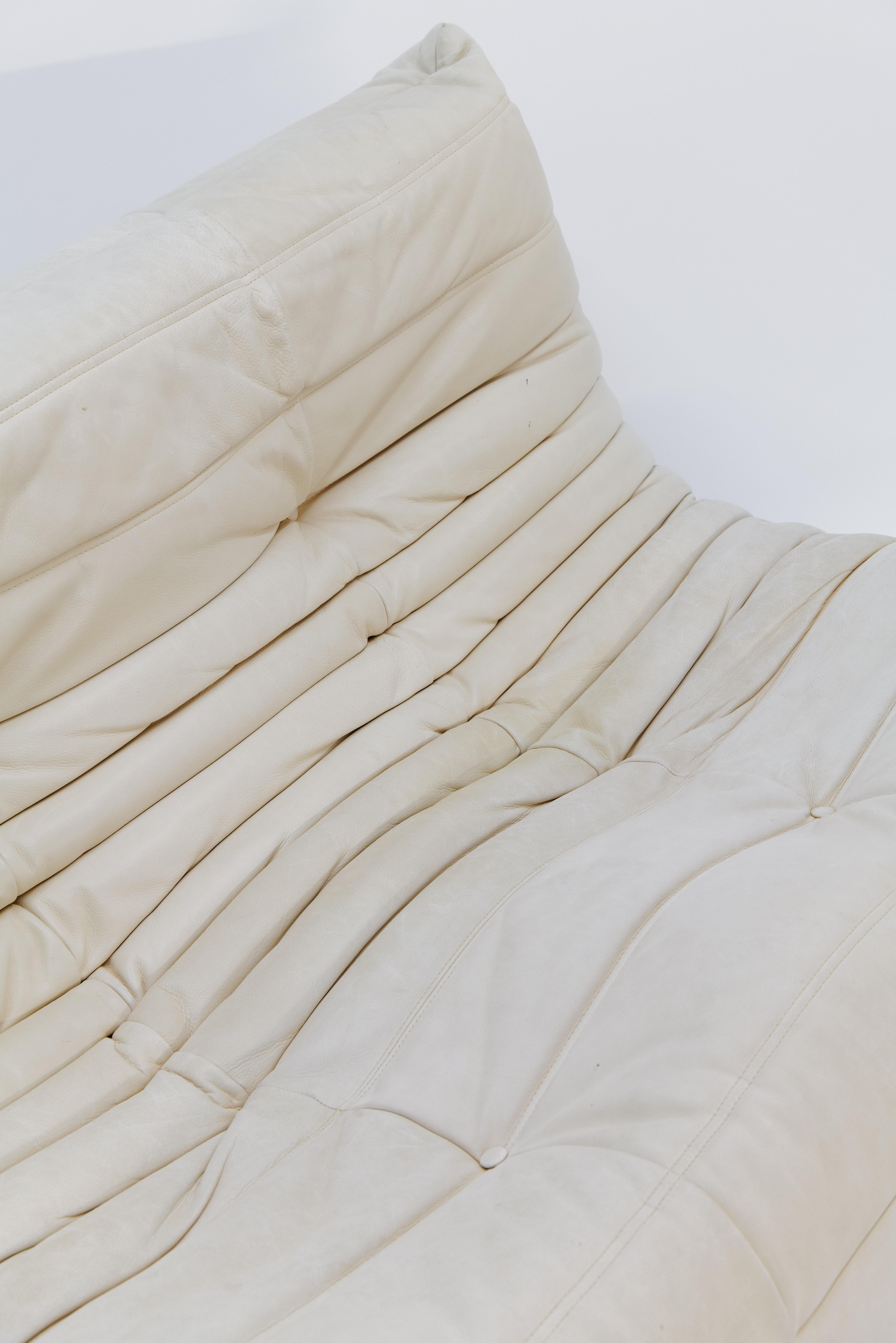 Lovanie Togo in pelle di Ligne Roset by A. Michel in vendita 1