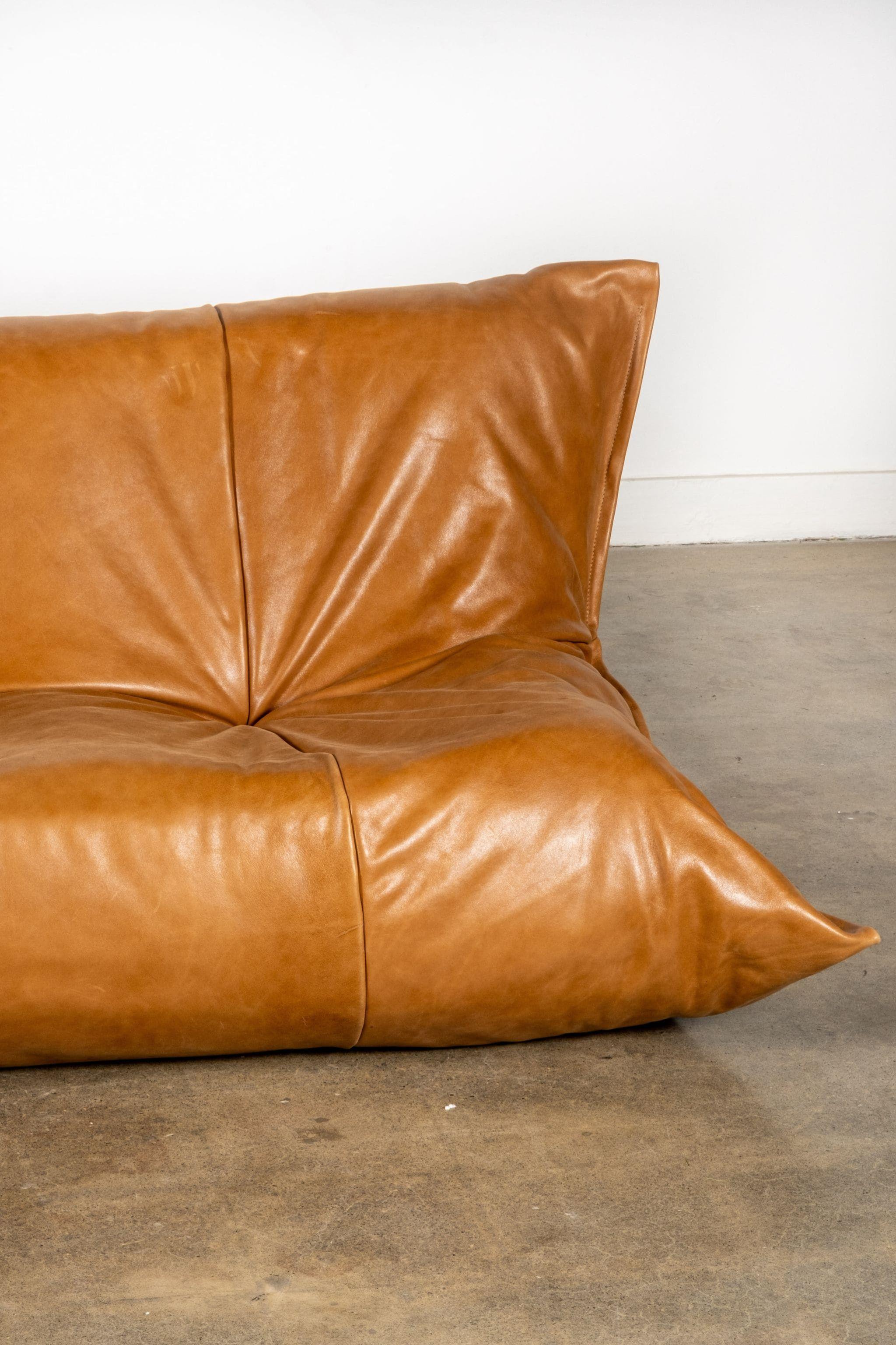 Cuir Canapé Yoko 3 places Ligne Roset en cuir de Michel Ducaroy