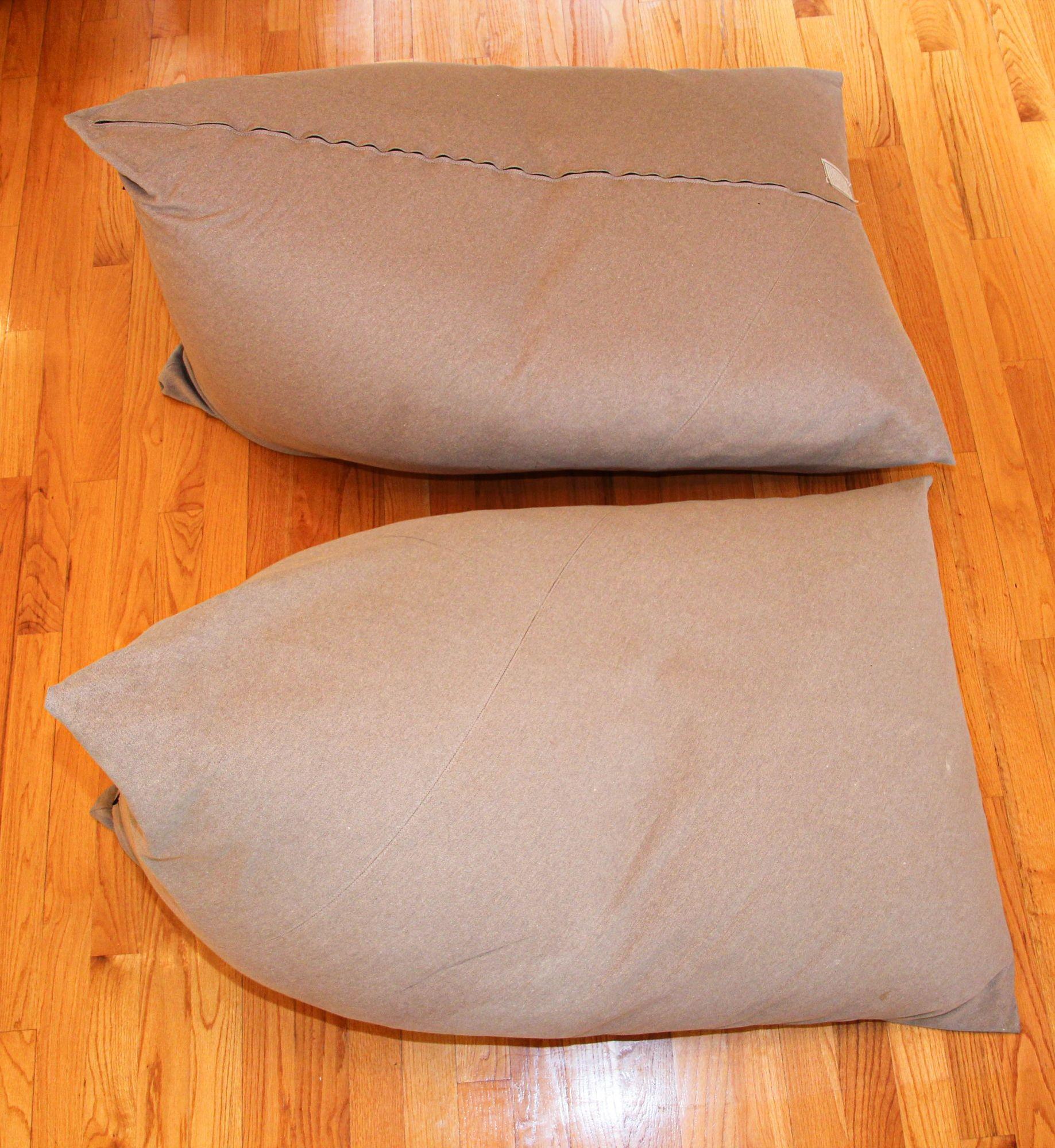 Ligne Roset Limited Edition Lounge Chairs Beanbags Arti Ecru Fabric en vente 4