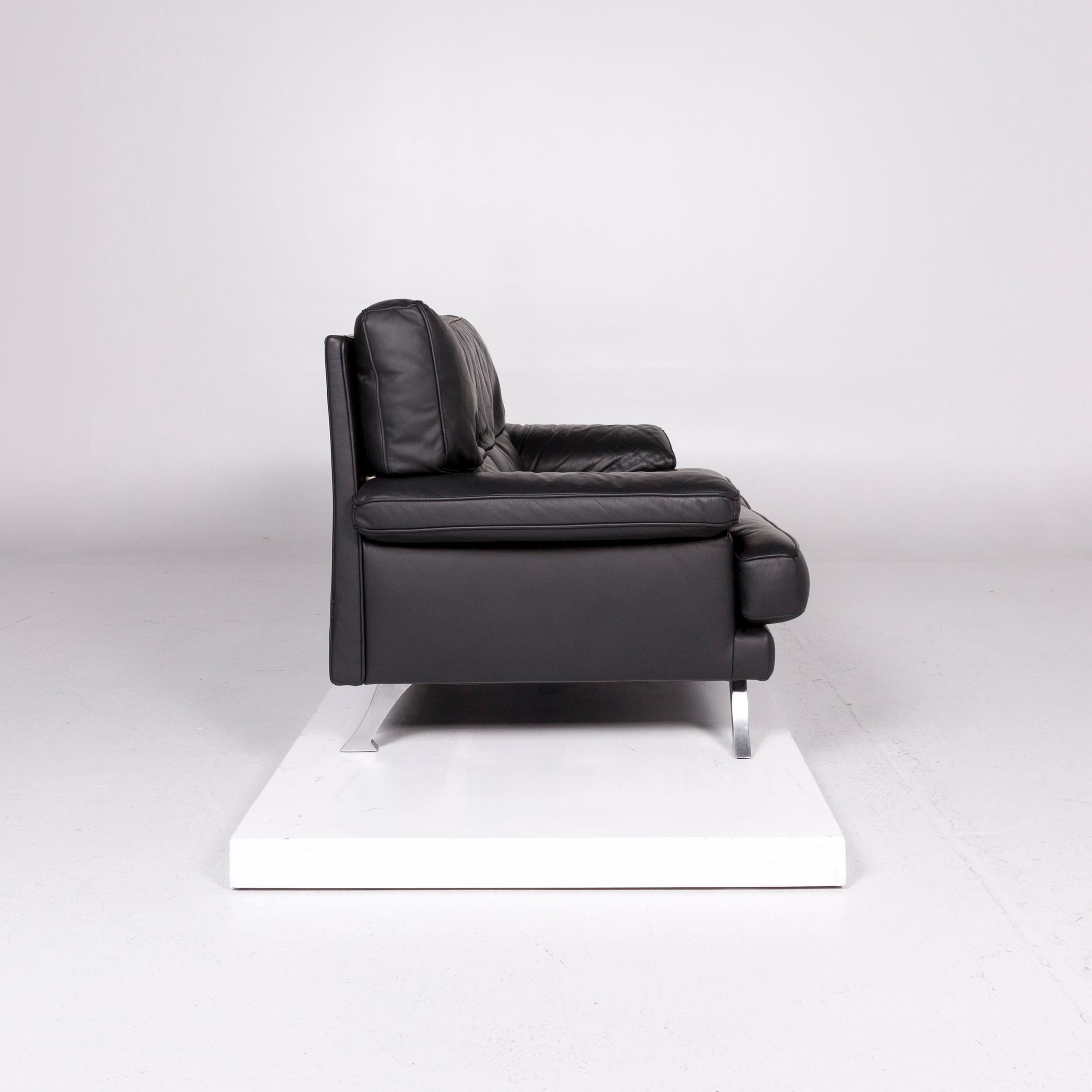 Ligne Roset Melody Leather Sofa Black Two-Seat Couch In Good Condition In Cologne, DE