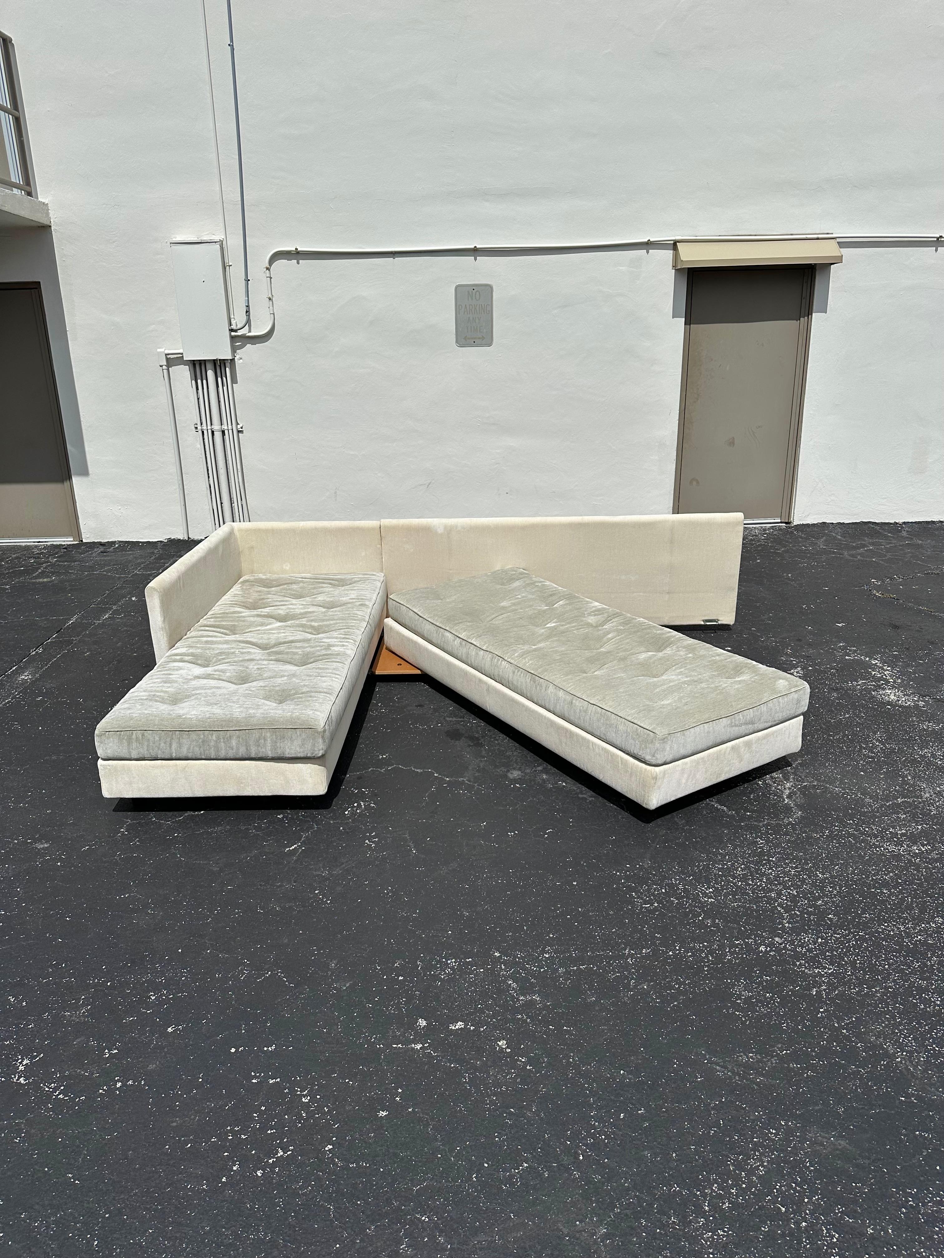 Ligne Roset Modular Seccional Convertible Abajo Gris Beige en venta 6