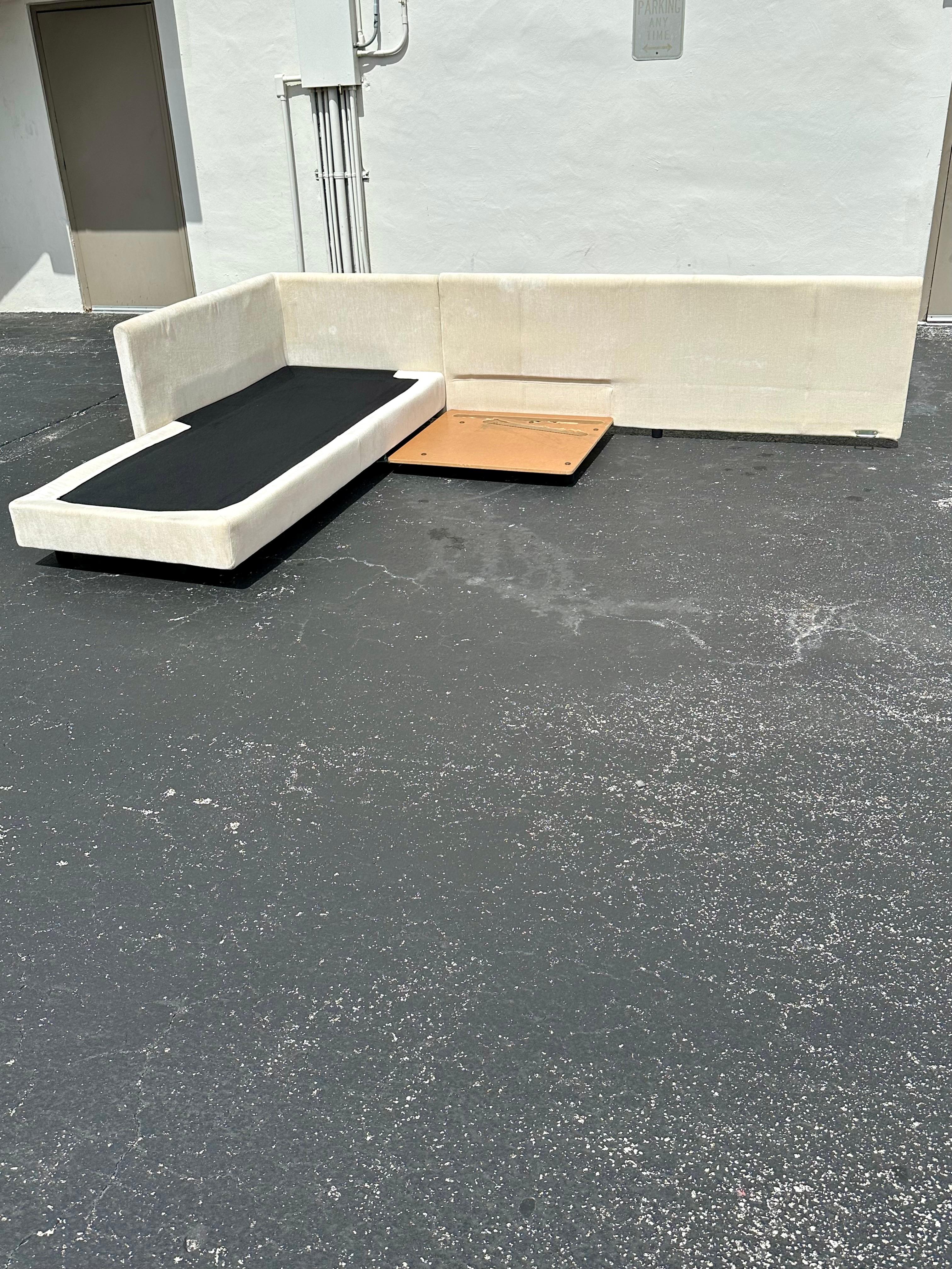 Ligne Roset Modular Seccional Convertible Abajo Gris Beige en venta 9