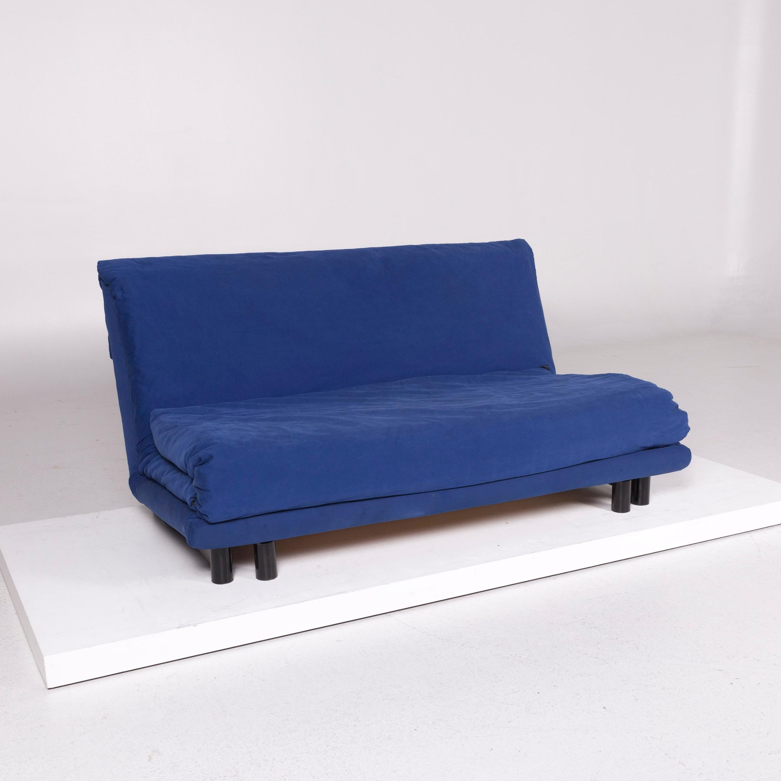 We bring to you a Ligne Roset multy fabric sofa blue sofa bed sleep function function couch.

 Product Measurements in centimeters:
 

 Depth 101
Width 165
Height 81
Seat-height 41
Seat-depth 66
Seat-width 155
Back-height 40.


  