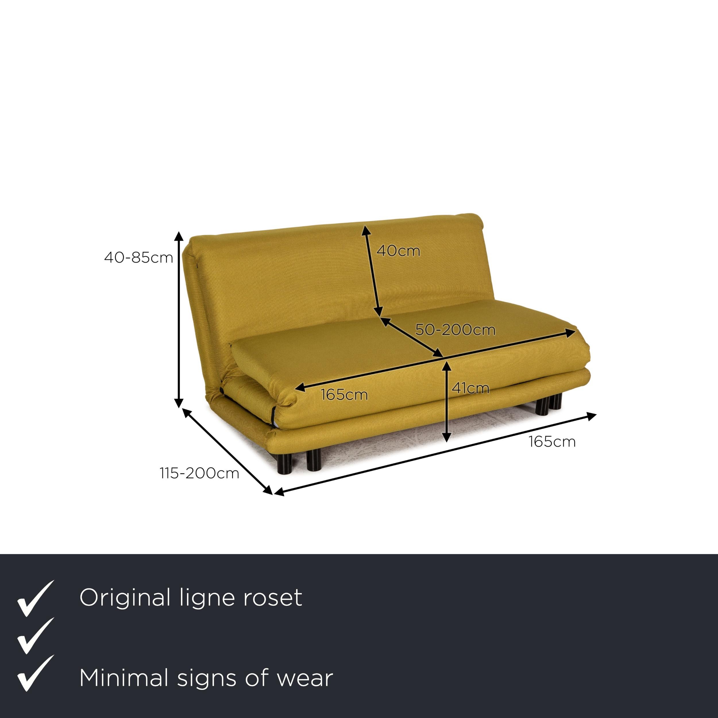 We present to you a ligne roset Multy fabric sofa yellow three-seater couch function sleeping.

Product measurements in centimeters:

depth: 115
width: 165
height: 40
seat height: 41
rest height: 
seat depth: 50
seat width: 50
back