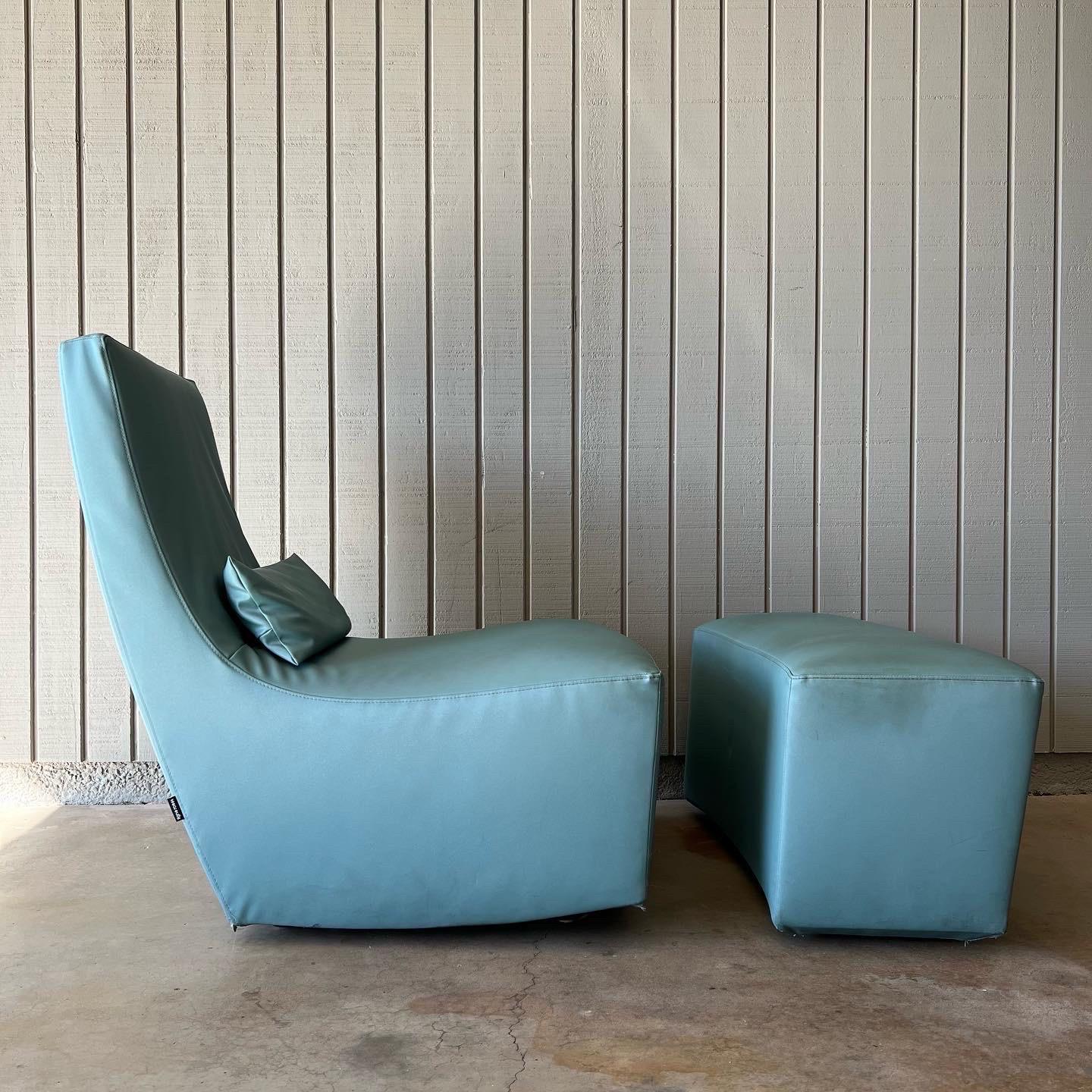 XXIe siècle et contemporain Ligne Roset Neo lounge chair and ottoman design by Alban-Sébastien Gilles 2002 en vente