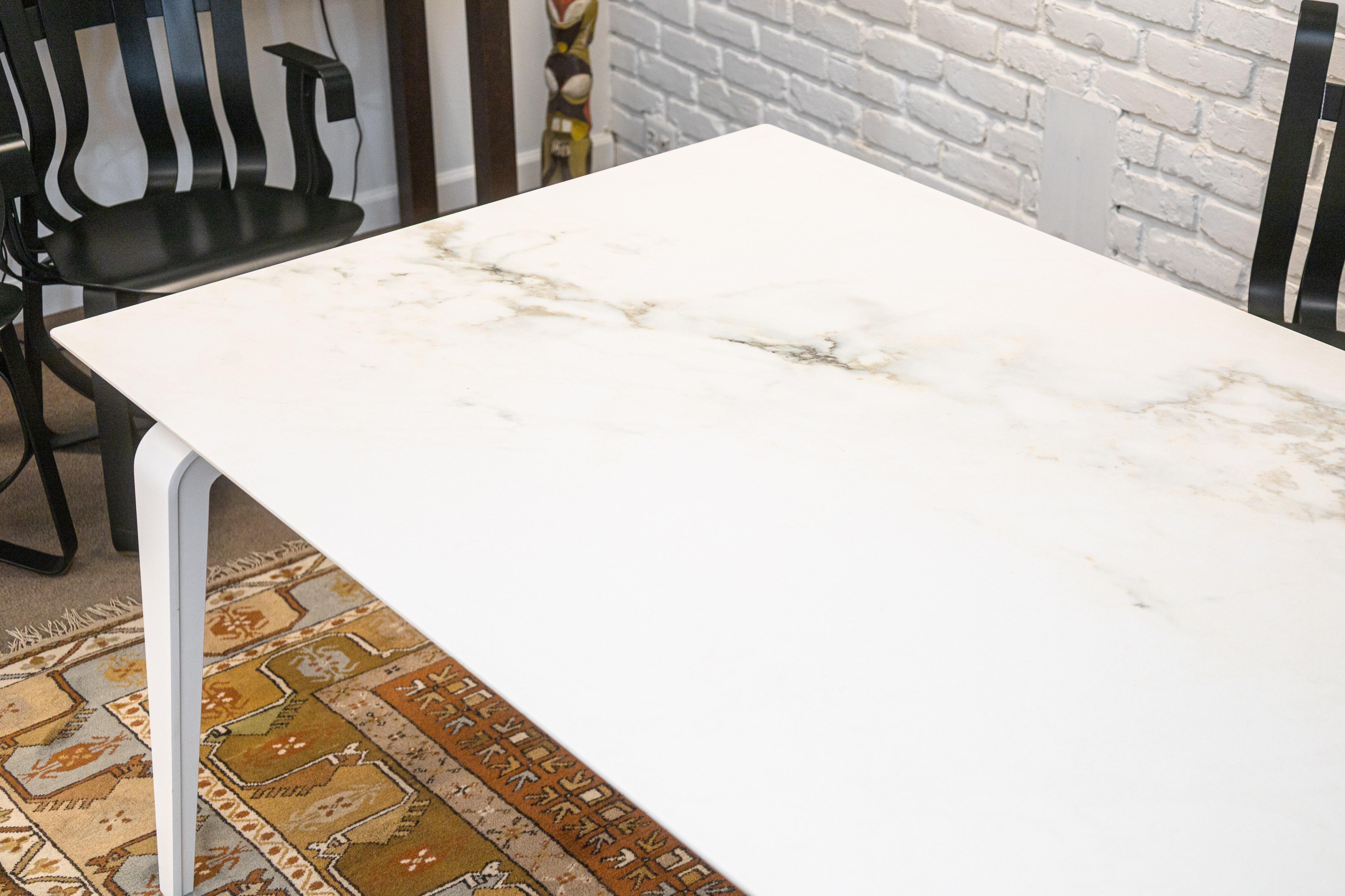 Modern Ligne Roset Odessa by Mauro Lipparini White Stoneware and Lacquered Dining Table For Sale