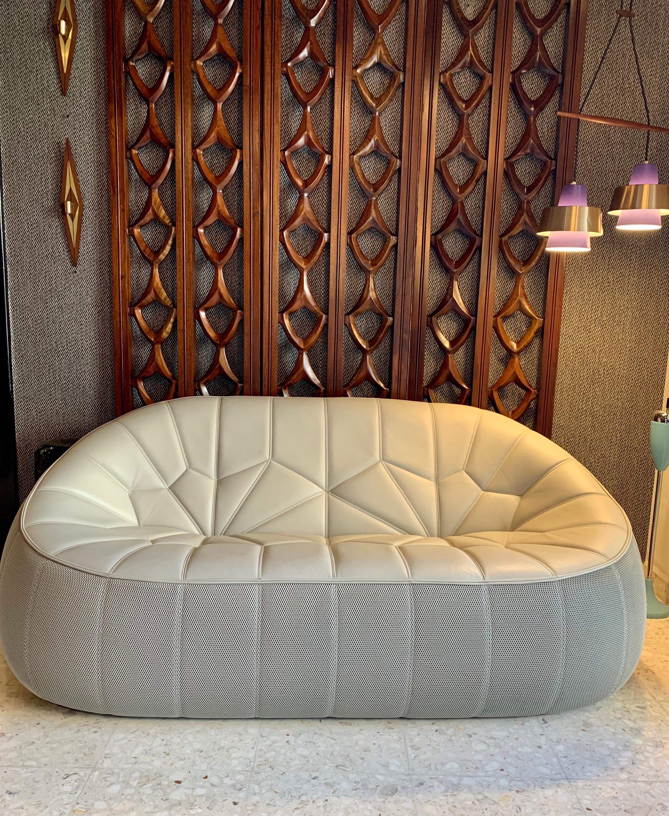 Model inspired by the traditional Moroccan footstool, made in France by the international firm 
