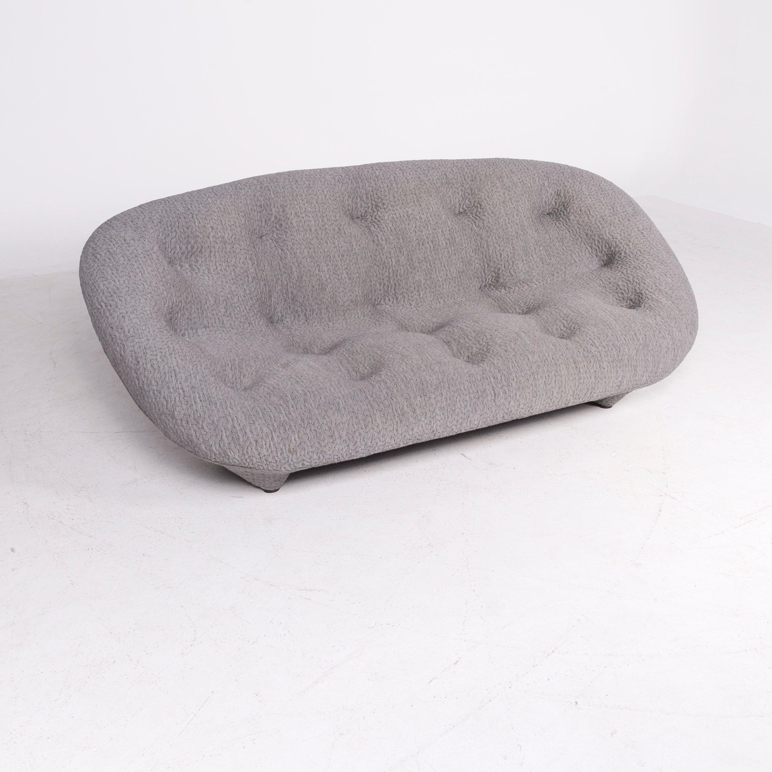 We bring to you a Ligne Roset Ploum designer fabric sofa gray Erwan & Ronan Bouroullec.

Product measurements in centimeters:

Depth 116
Width 204
Height 77
Seat-height 38
Rest-height 55
Seat-depth 70
Seat-width 147
Back-height 47.
    