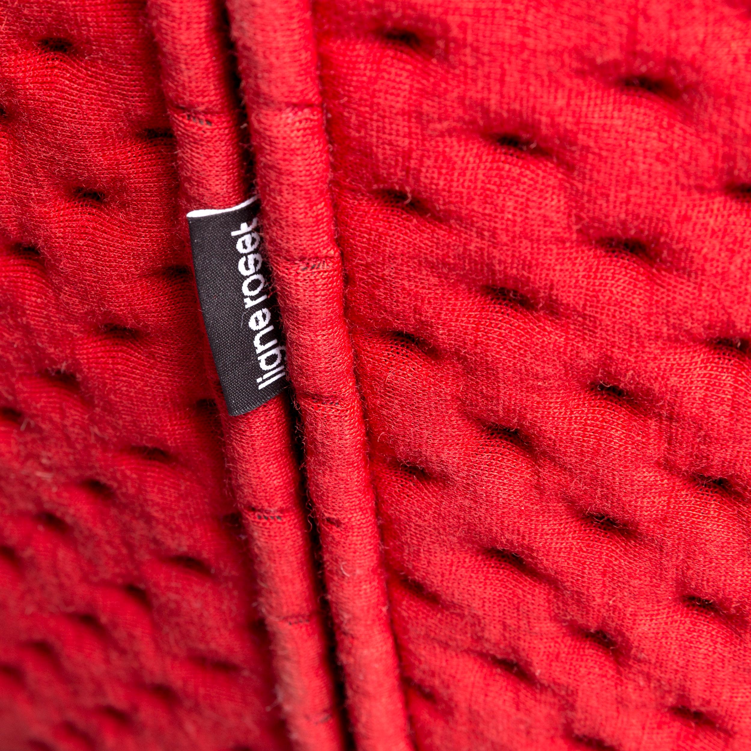 Ligne Roset Ploum Designer Fabric Sofa Red by Erwan & Ronan Bouroullec In Good Condition For Sale In Cologne, DE