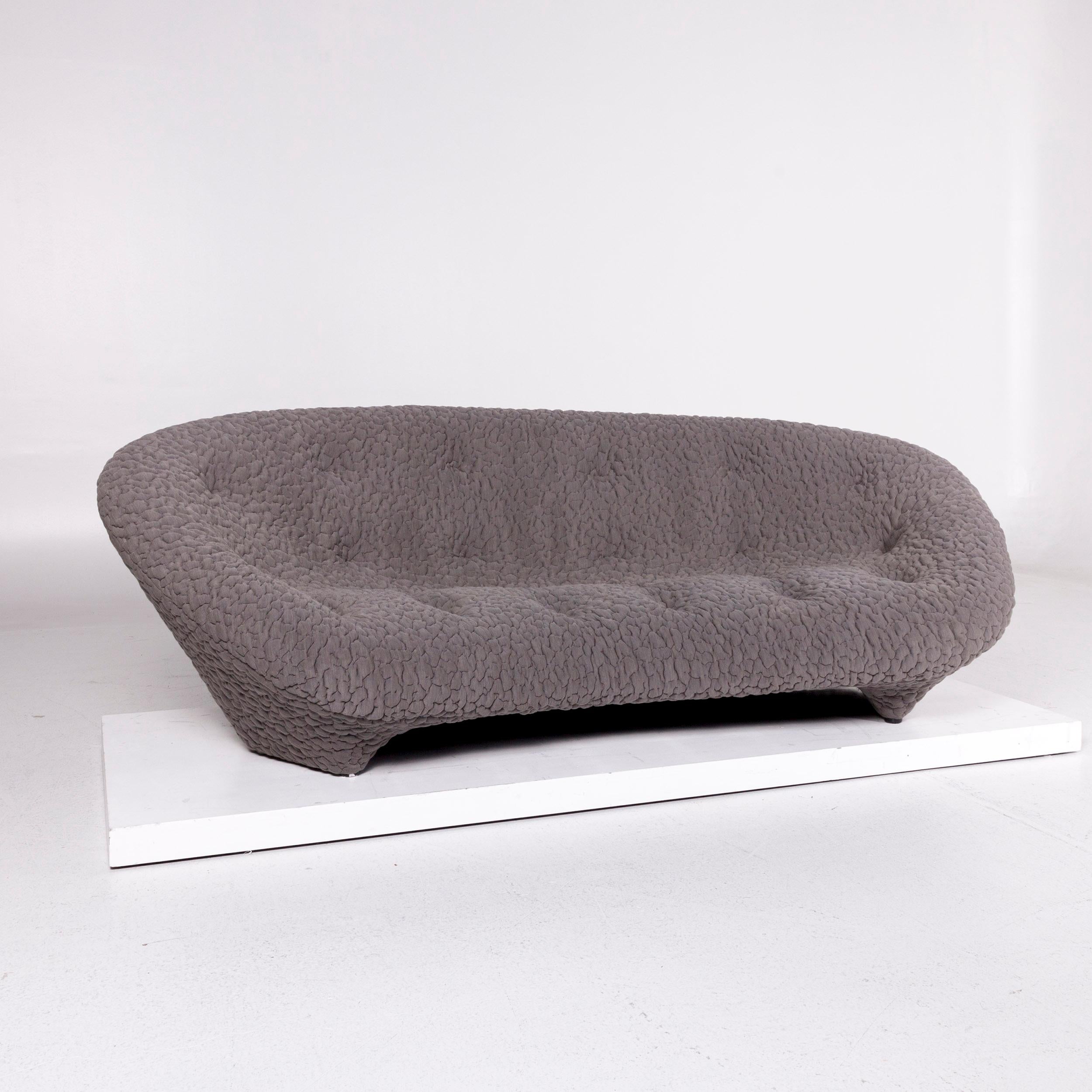 We bring to you a Ligne Roset Ploum fabric sofa gray three-seat Erwan & Ronan Bouroullec couch.
 
 Product measurements in centimeters:
 
Depth 123
Width 249
Height 79
Seat-height 40
Rest-height 55
Seat-depth 73
Seat-width 180
Back-height