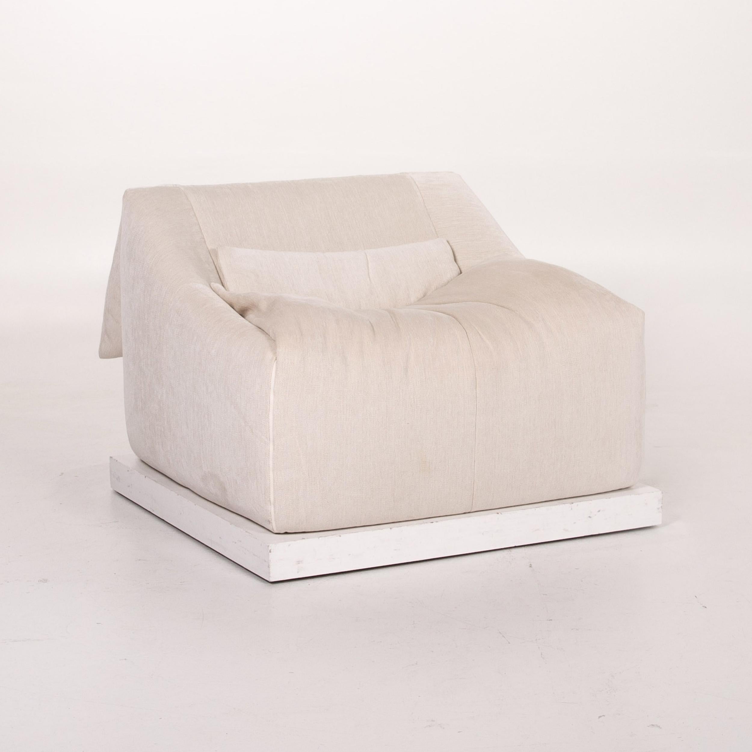 ligne roset plumy chair