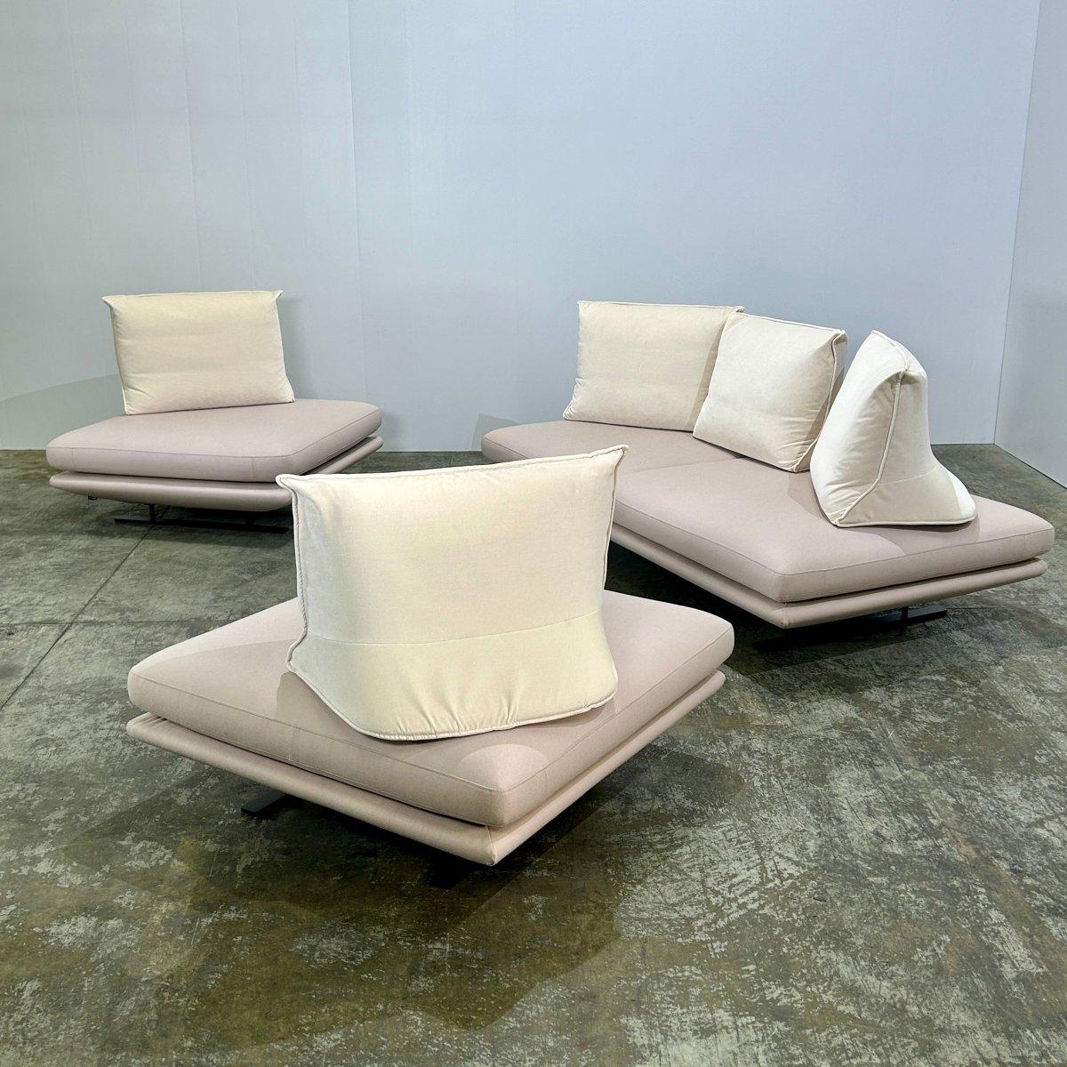 Ligne Roset Prado Sofa and Ottomans by Christian Werner, Set of Three In Good Condition For Sale In Basildon, London