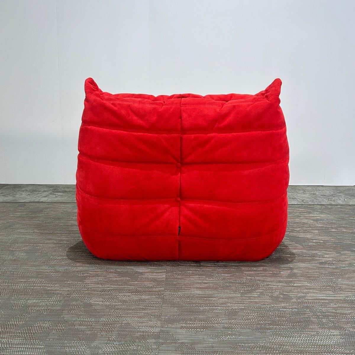 Ligne Roset Red Togo Fireside Chair by Michel Ducaroy In Good Condition In Basildon, London