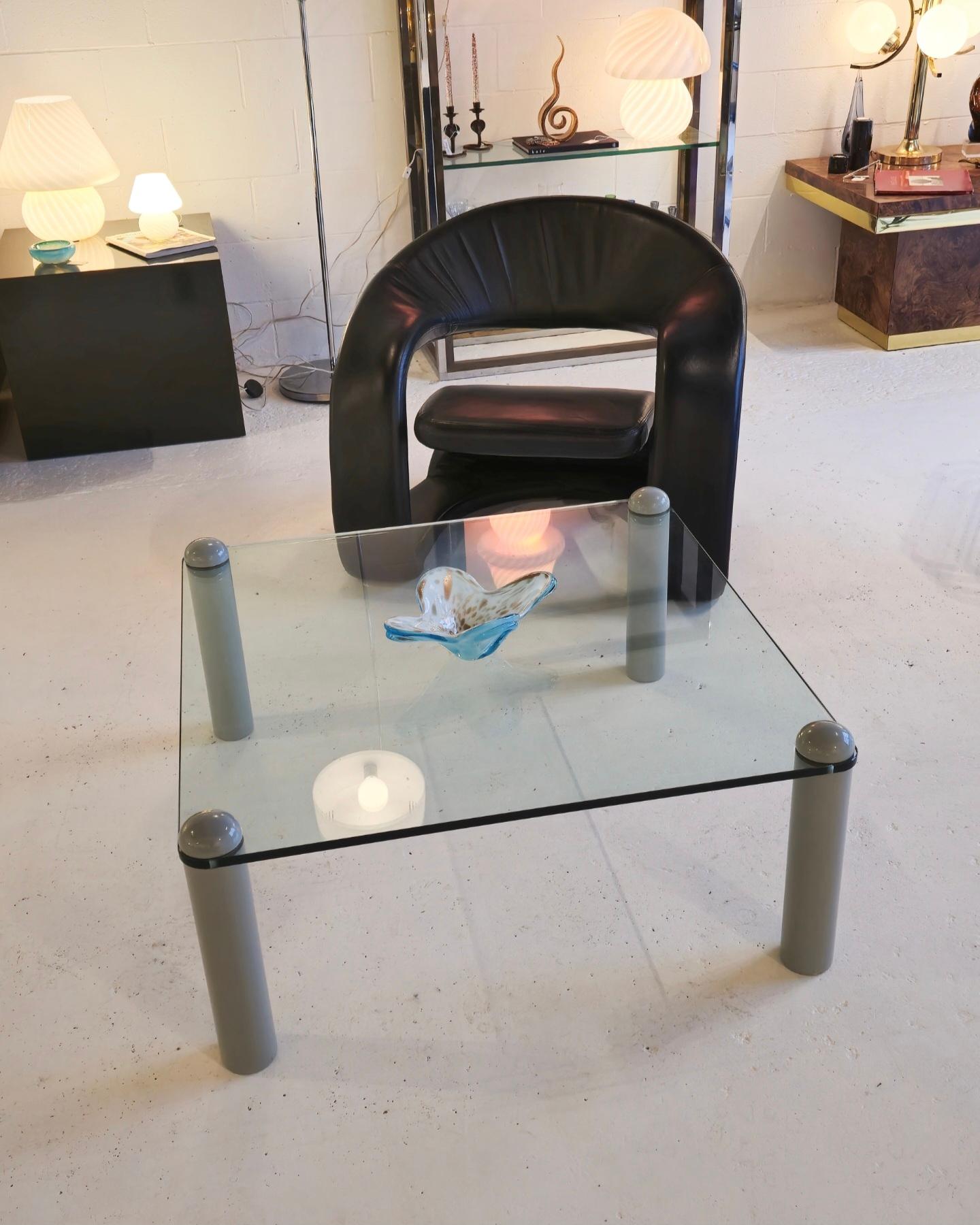 Fine XX secolo Tavolino in vetro arrotondato Ligne Roset