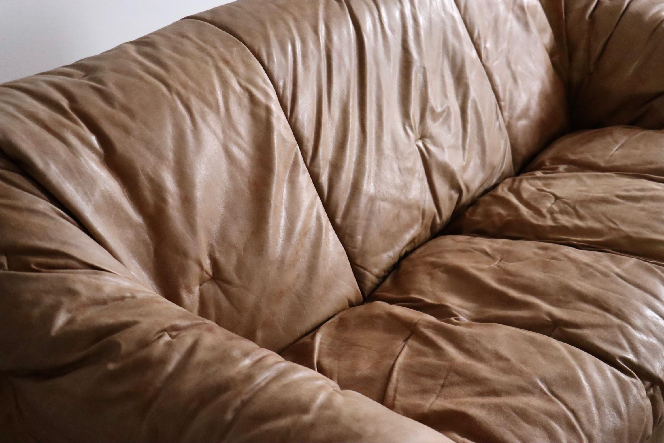 Ligne Roset Sloop Sofa von Michel Ducaroy In Cognac Leder, 1970er Jahre im Zustand „Gut“ im Angebot in ABCOUDE, UT