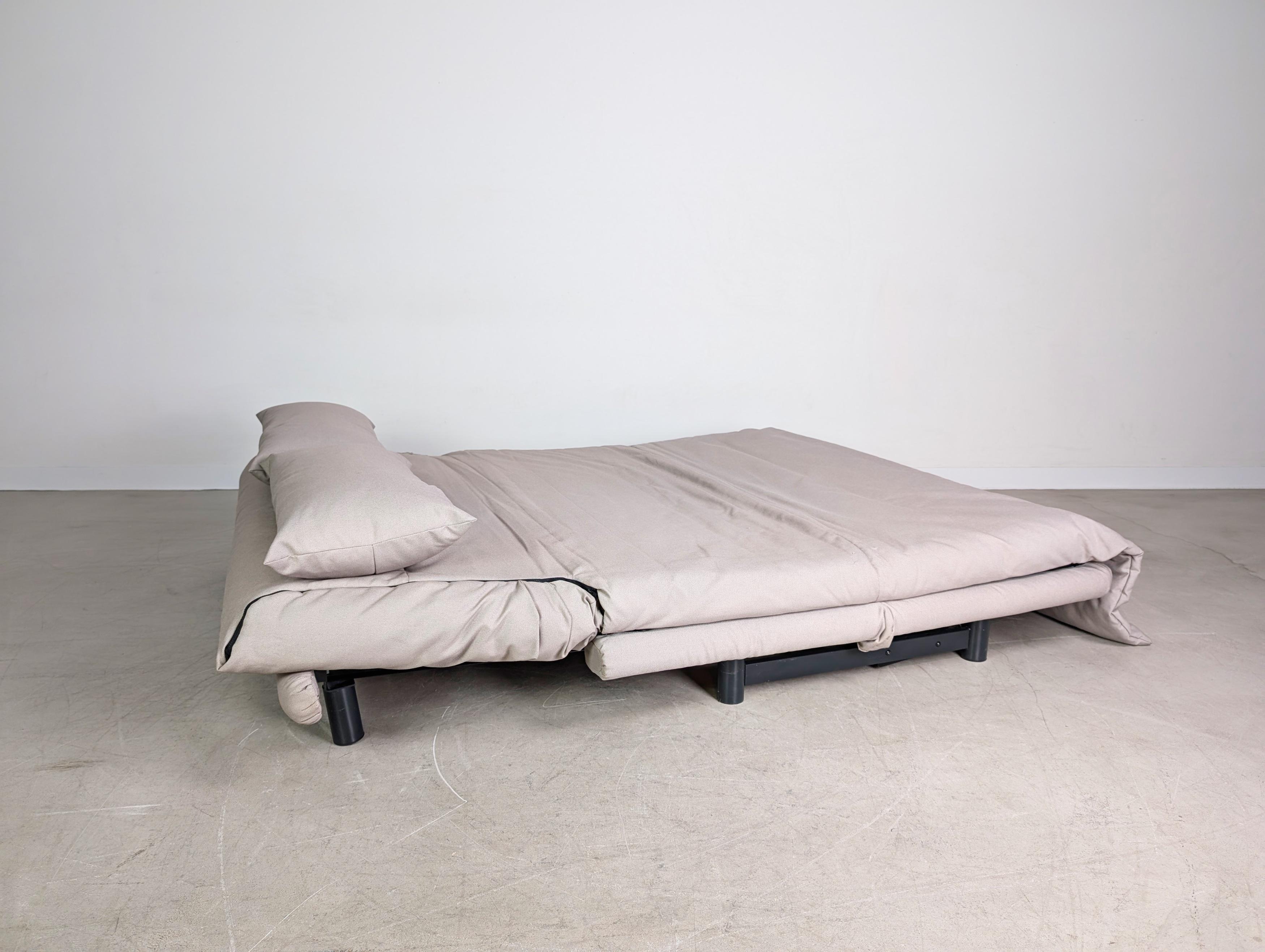 Ligne Roset Sofa Couch Multy Claude Brisson Design Dreisitzer im Angebot 3