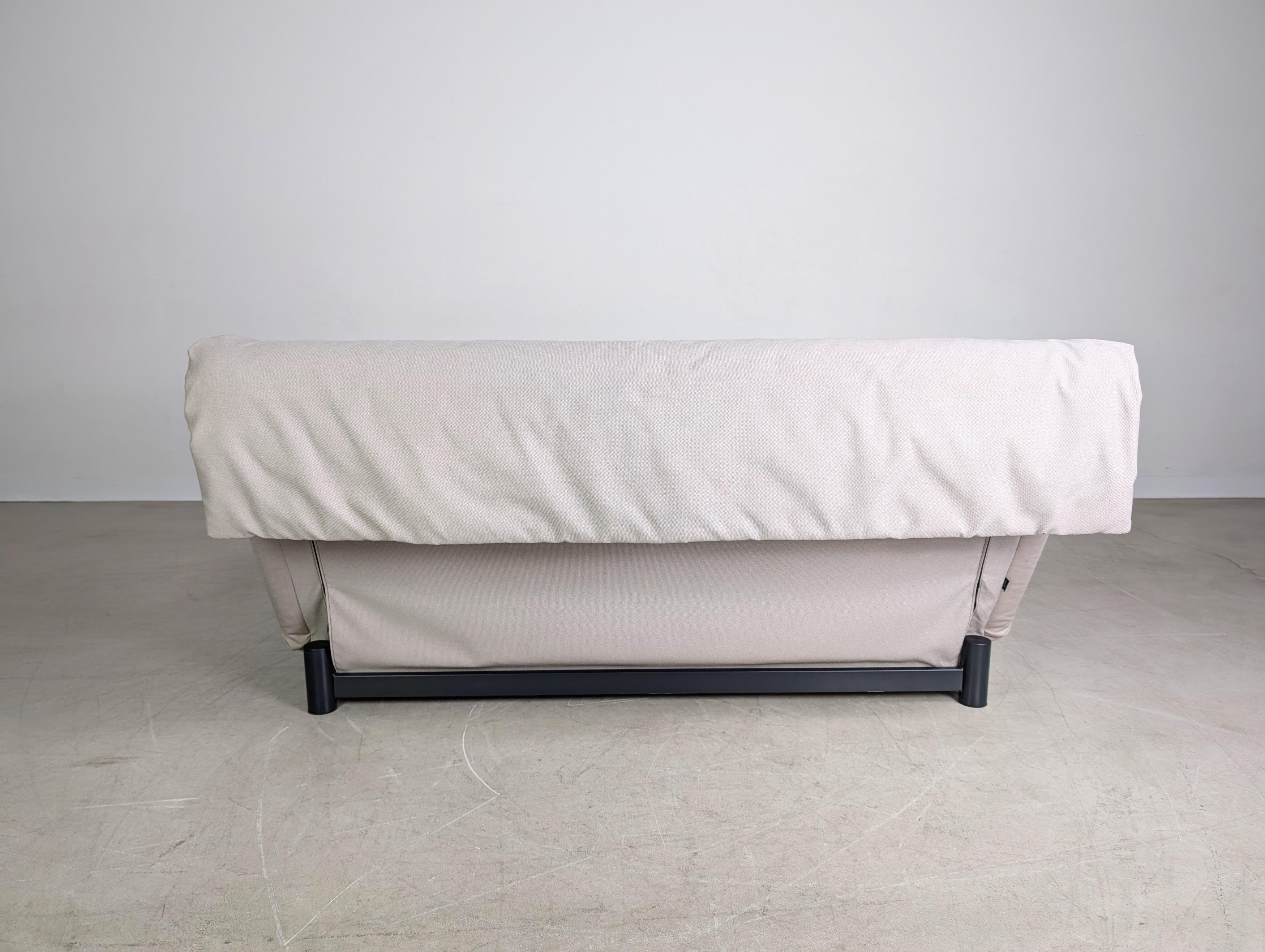 Ligne Roset Sofa Couch Multy Claude Brisson Design Dreisitzer (21. Jahrhundert und zeitgenössisch) im Angebot