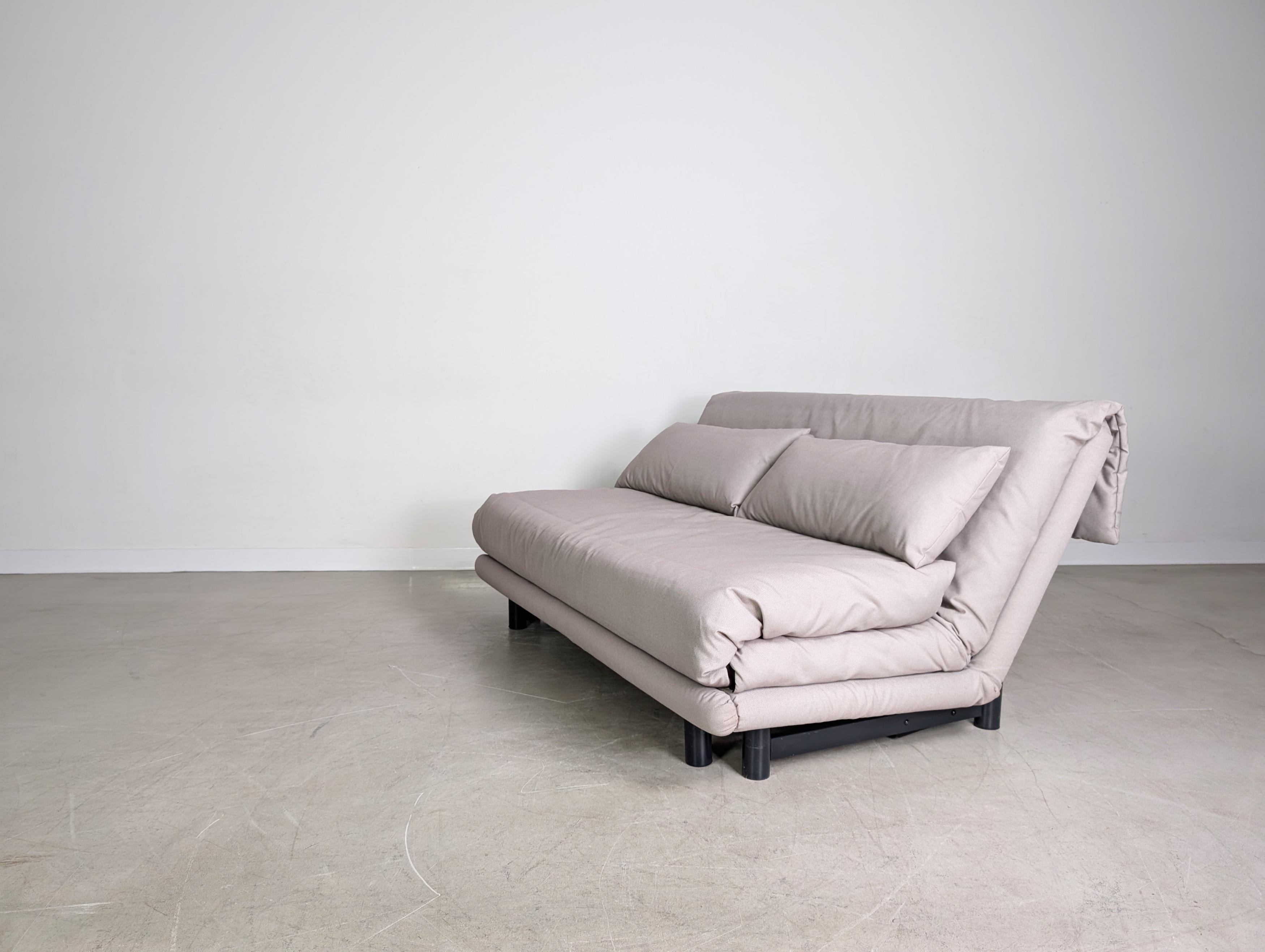 Ligne Roset Sofa Couch Multy Claude Brisson Design Dreisitzer (Stoff) im Angebot