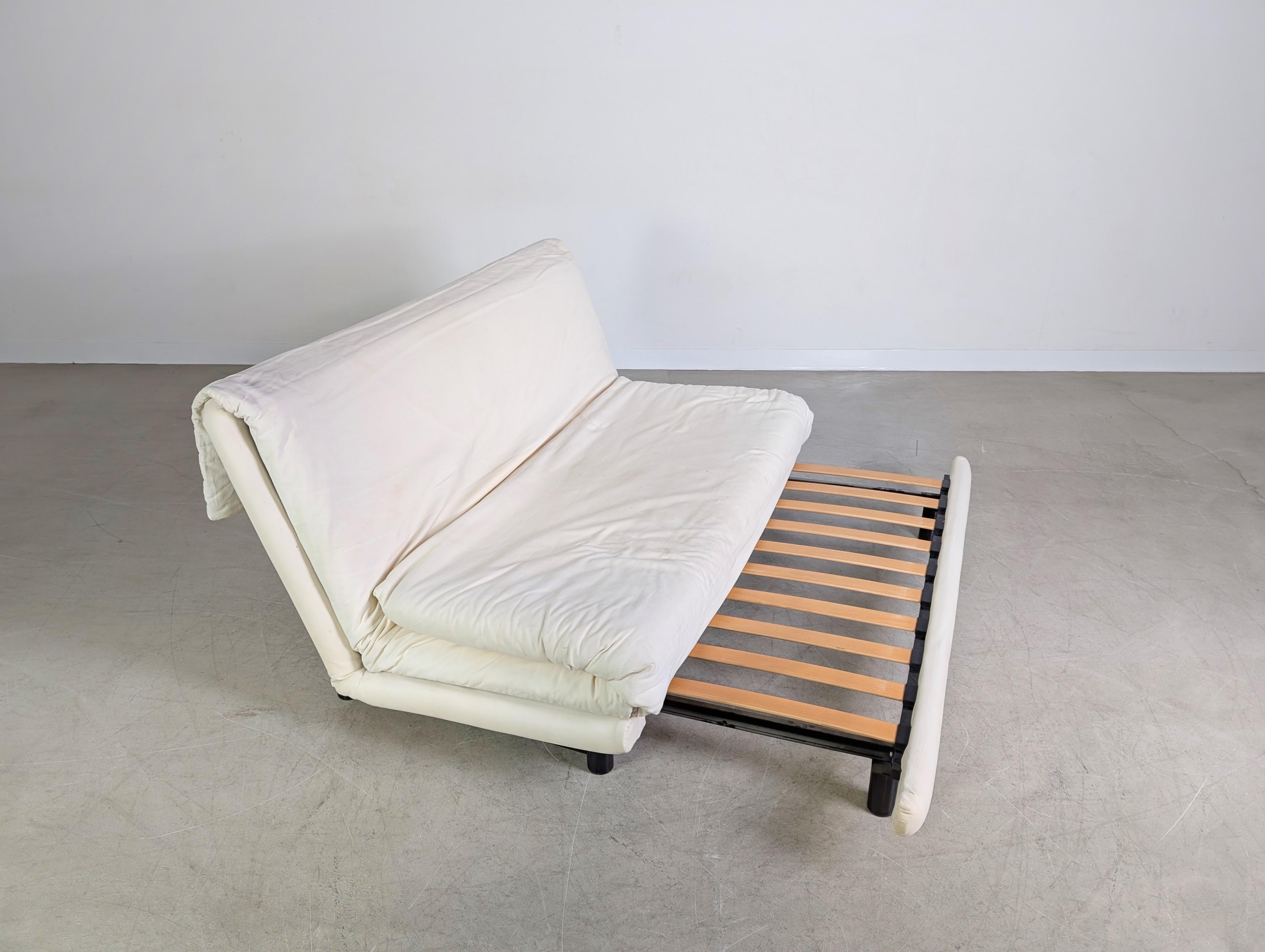 Ligne Roset Sofa Couch Multy Claude Brisson weiß Zweisitzer For Sale 5