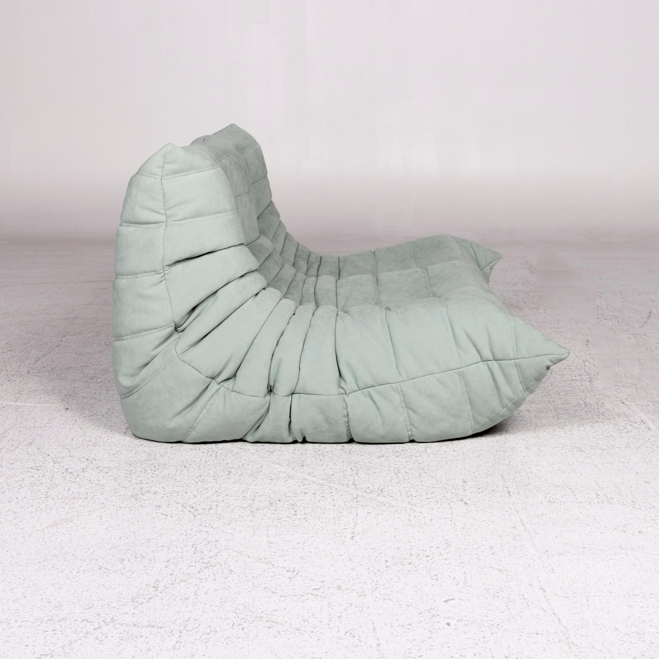 Ligne Roset Togo Alcantara Stoff Sofa Garnitur Mint Flieder Grün Lila 2x In Excellent Condition In Cologne, DE