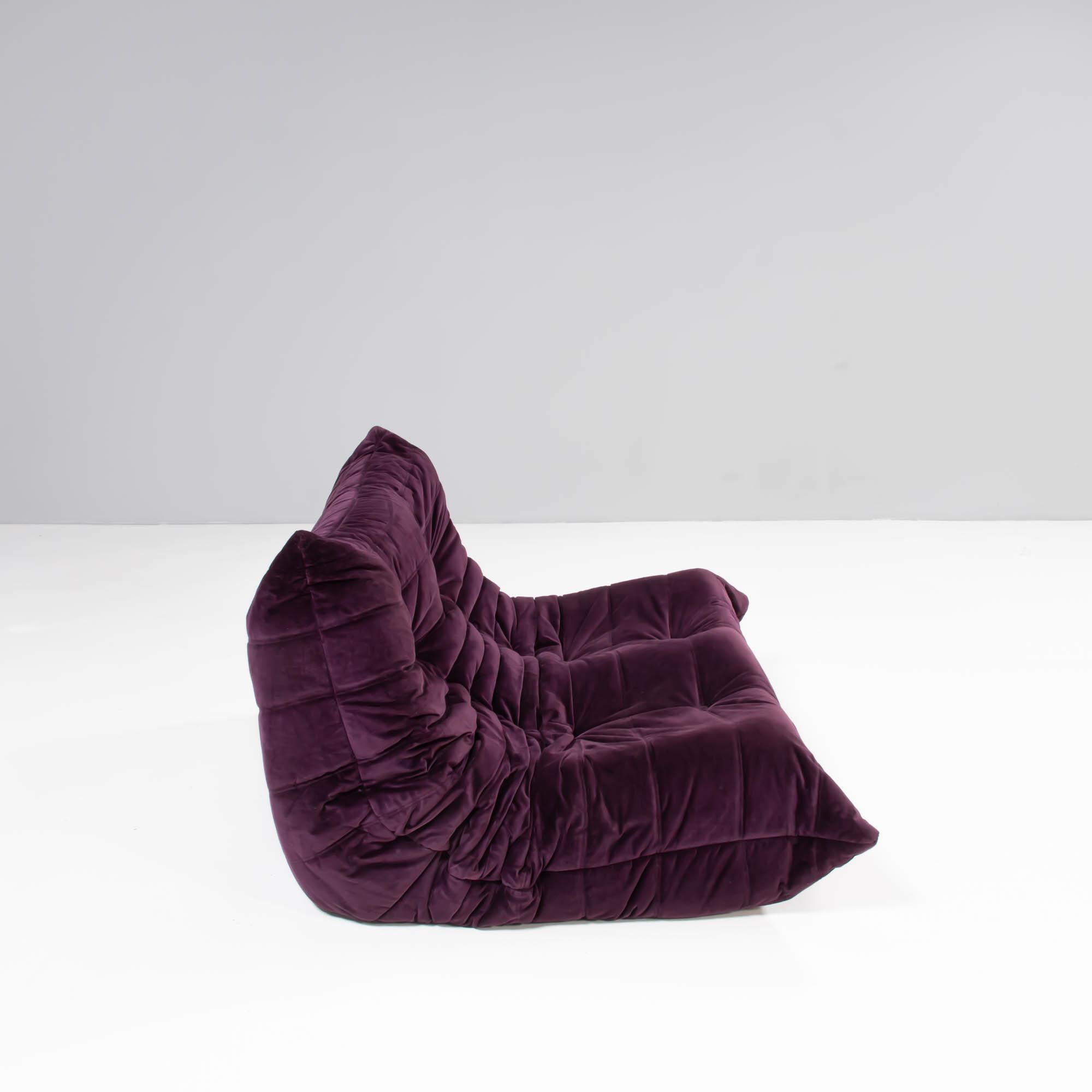 Ligne Roset Togo by Michel Ducaroy Purple Velvet 2 Seater Sofa In Good Condition In Basildon, London