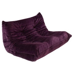 Ligne Roset Togo by Michel Ducaroy Canapé 2 places en velours violet