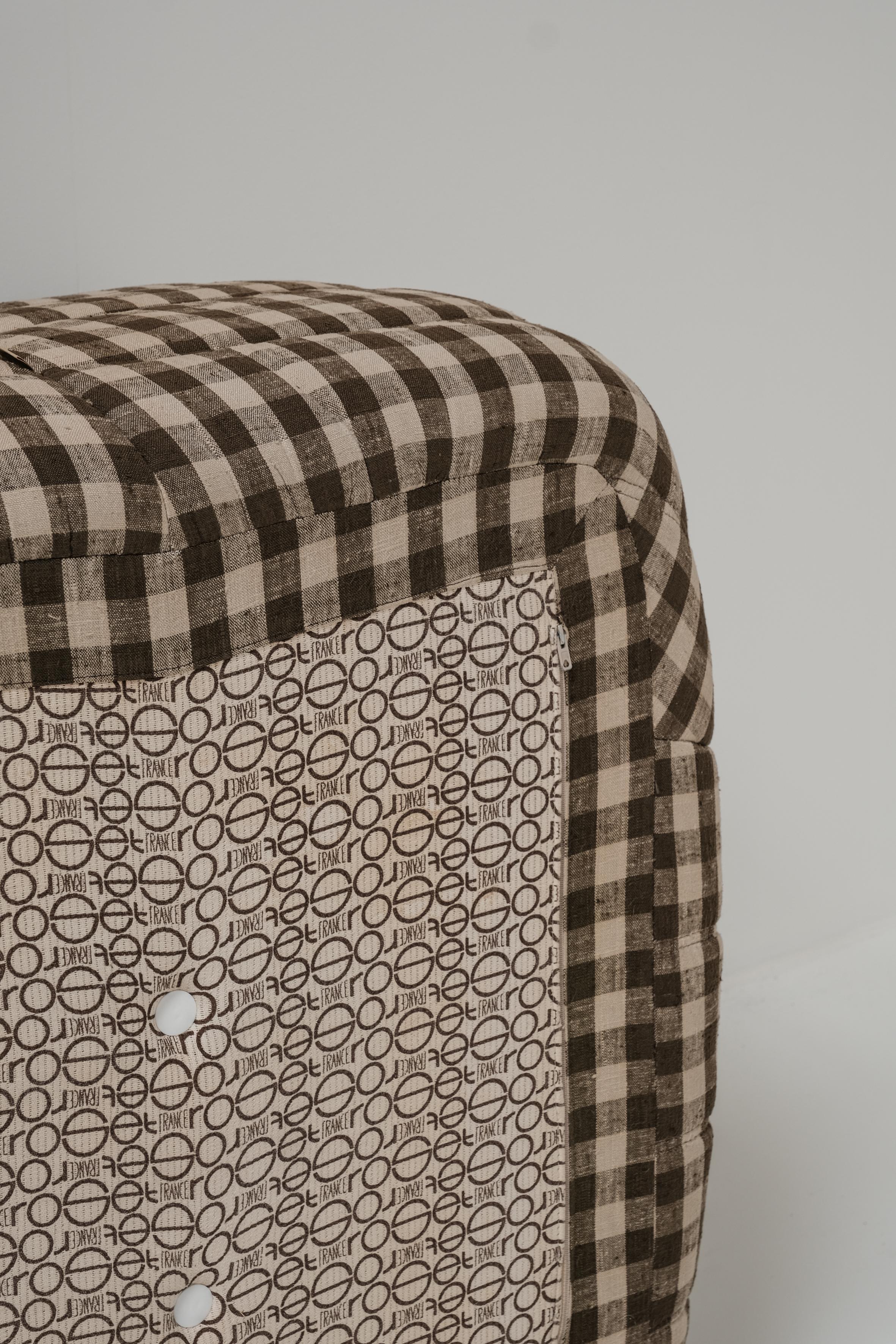 Ligne roset vintage Togo with original checkers textile by Michel Ducaroy 4