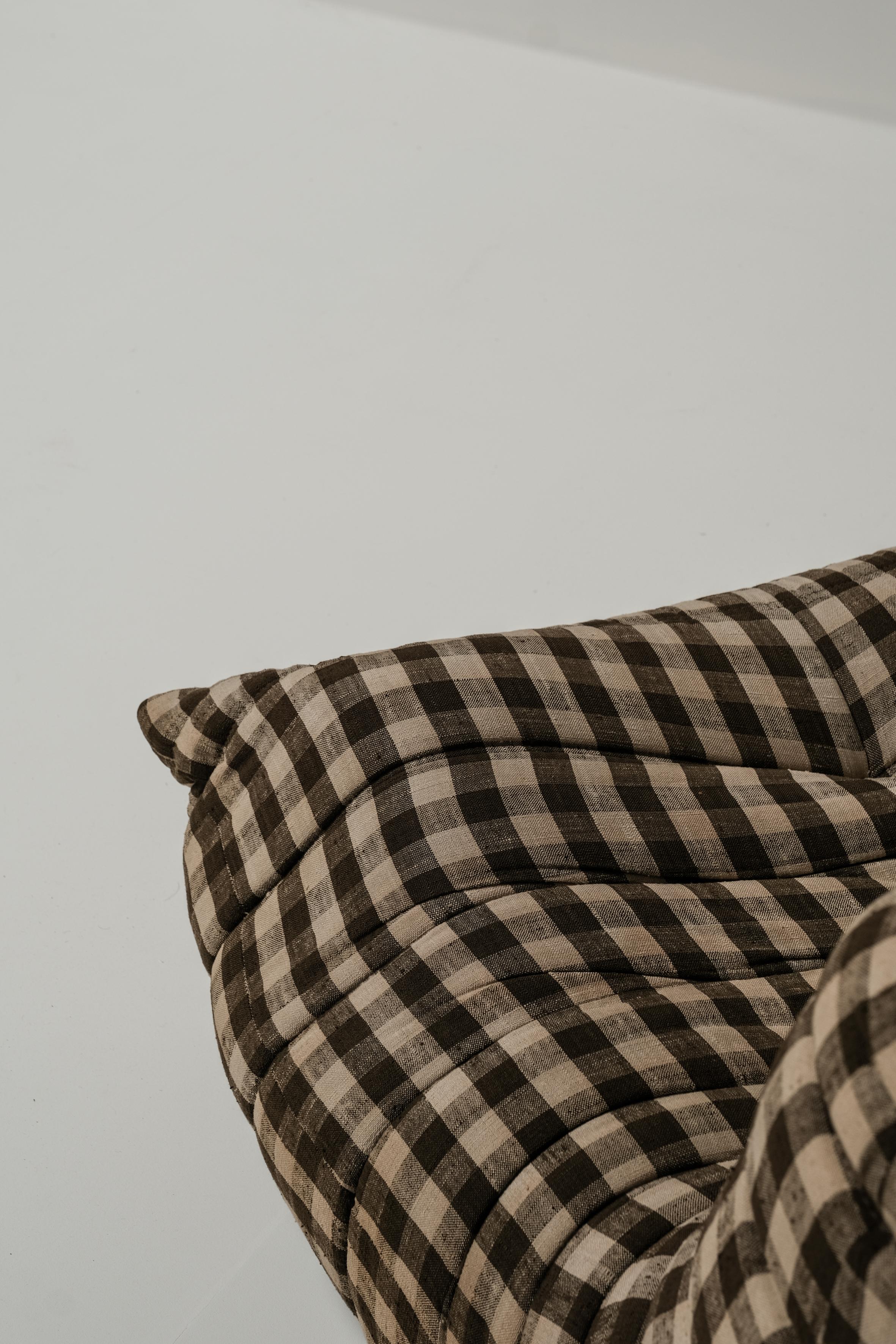 20th Century Ligne roset vintage Togo with original checkers textile by Michel Ducaroy