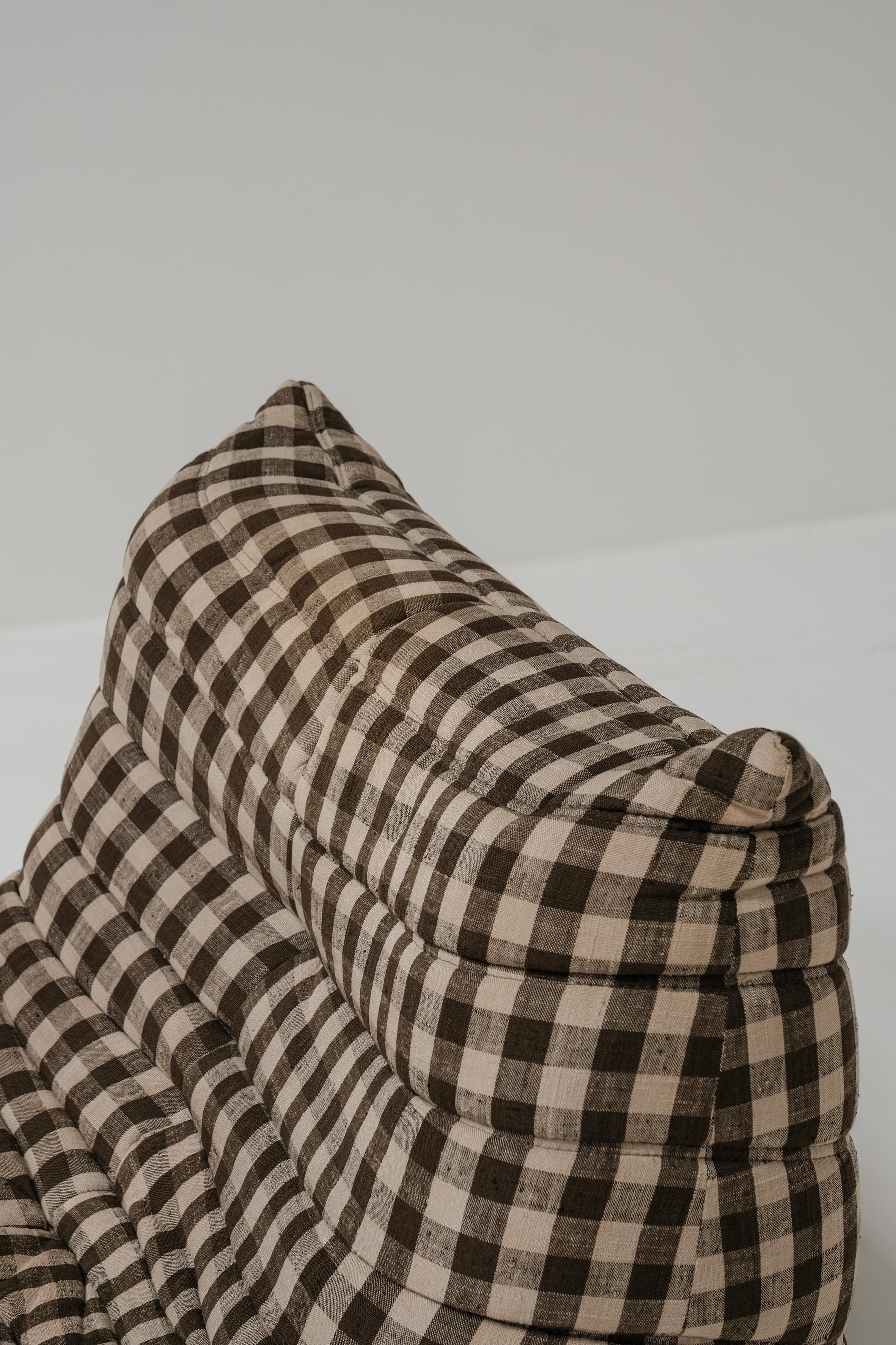 Ligne roset vintage Togo with original checkers textile by Michel Ducaroy 2