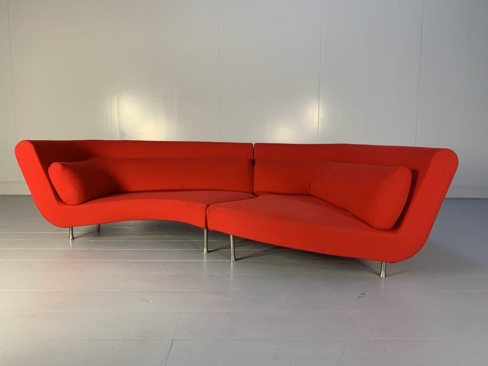 Hello Friends, and welcome to another unmissable offering from Lord Browns Furniture, the UK’s premier resource for fine Sofas and Chairs.

On offer on this occasion is a superb, original Ligne Roset “Yang” Large 4-Seat L-Shape, Sectional Sofa,