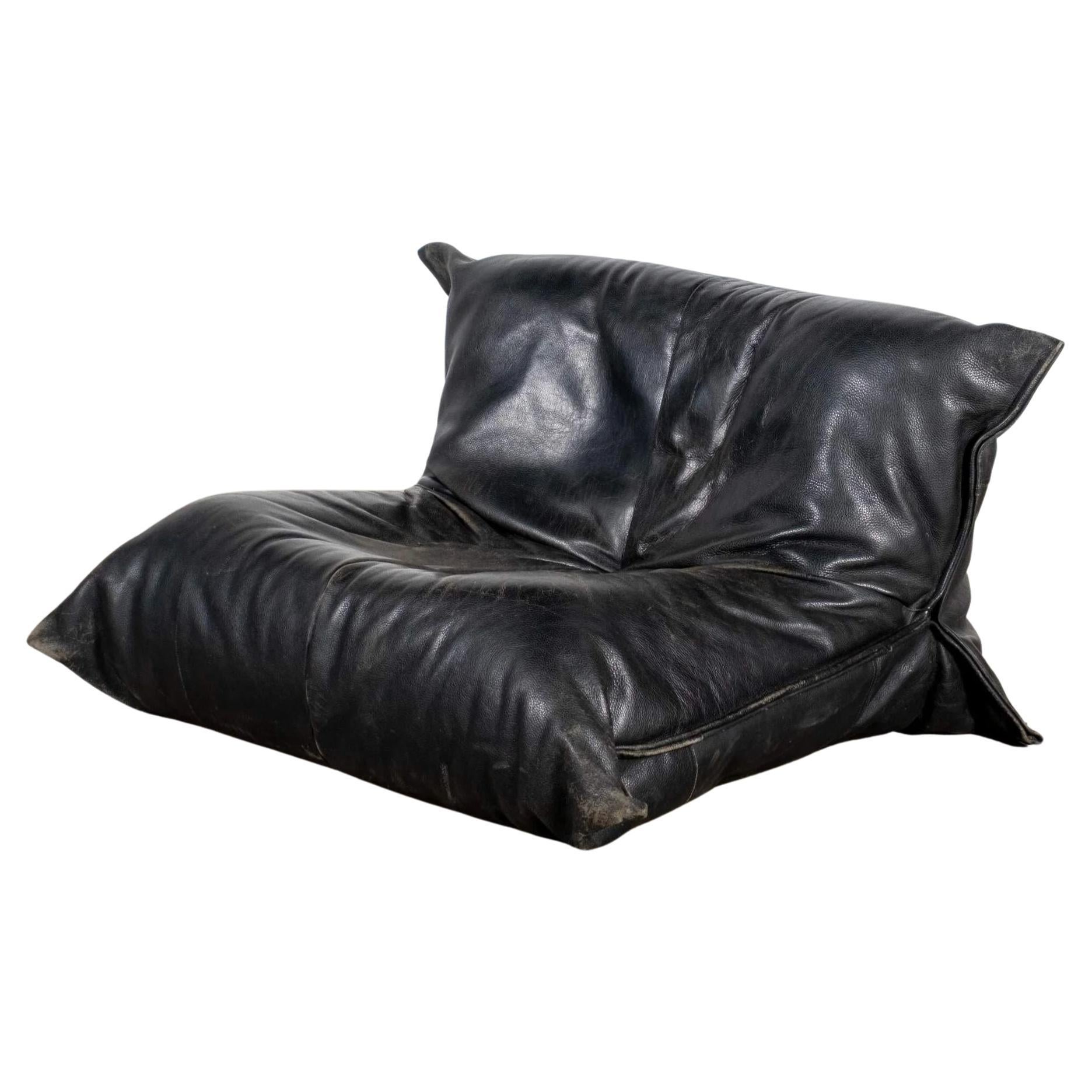 Ligne Roset Yoko 1-Seater Lounge Chair, Original Black Leather by Michel Ducaroy