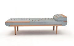 Lignes de Capiton, Contemporary Daybed with Unique Upholstery