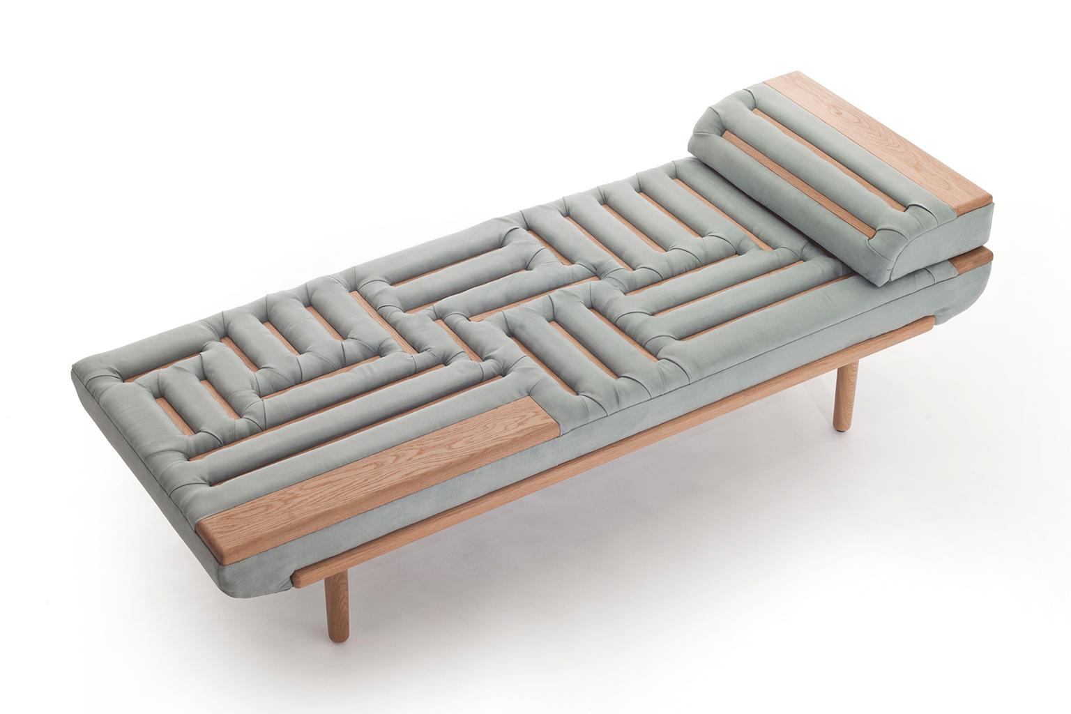 Other Lignes de Capiton, Contemporary Daybed with Unique Upholstery For Sale