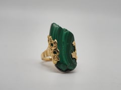 Lignes Vertes Vague Ring by Karl Mazlo