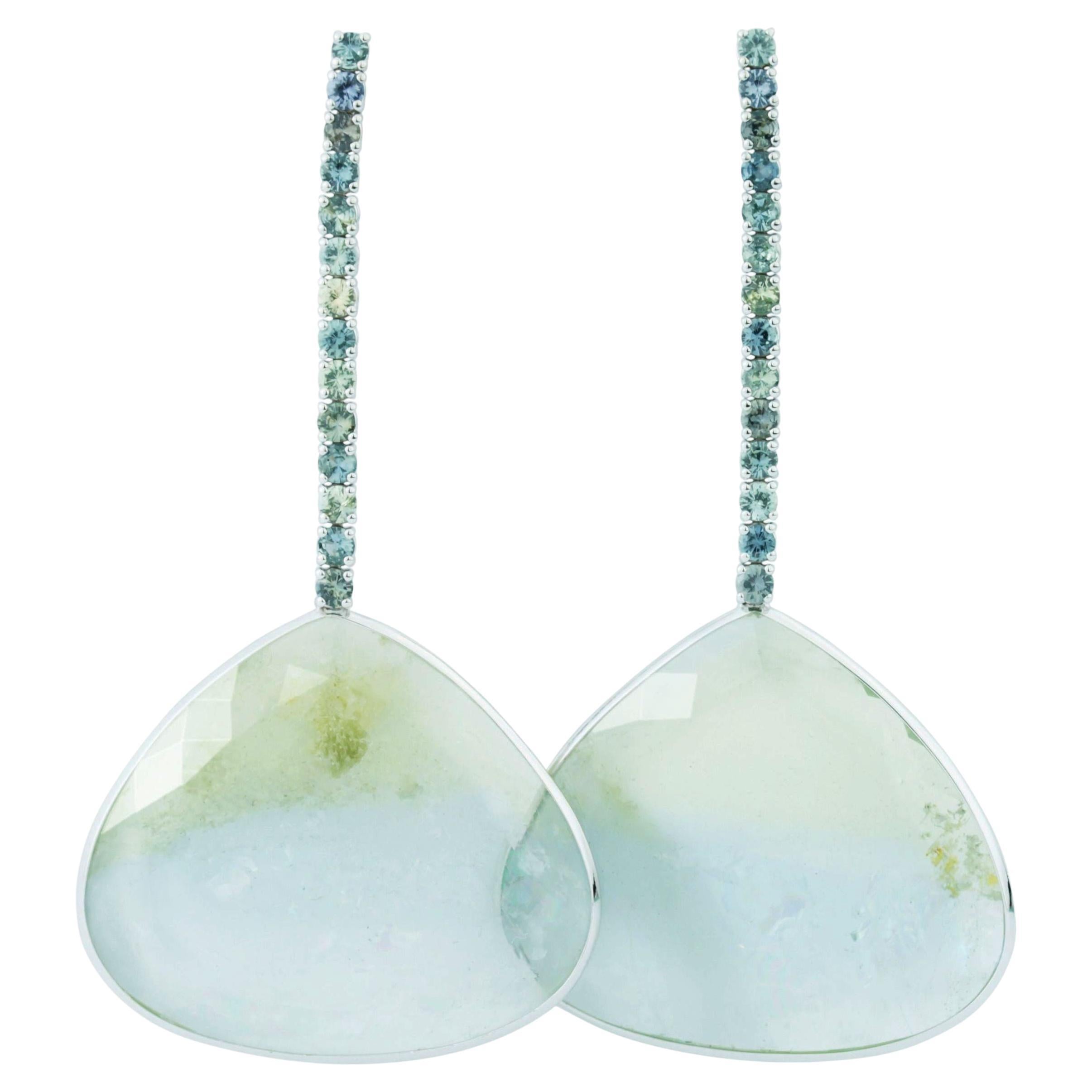 Ligthweight, two-tone Beryl and Sapphire Earrings