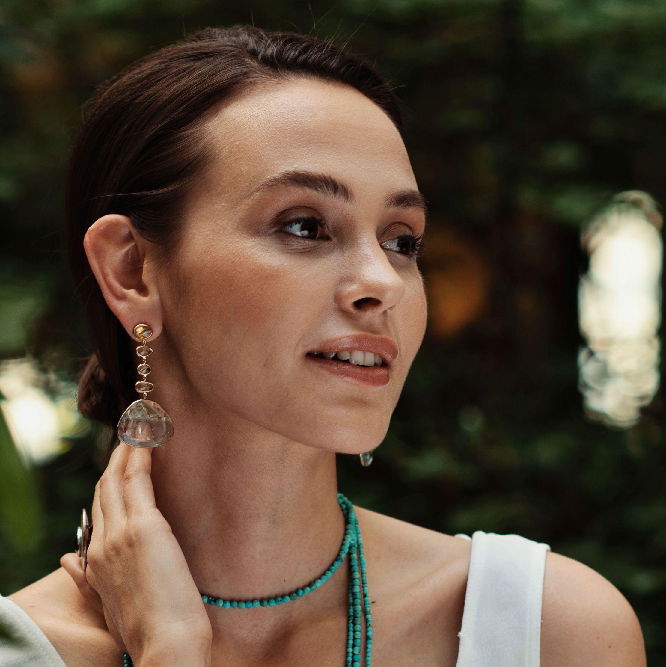 Contemporary Ligthweight, two-tone Beryl and Topaz Earrings