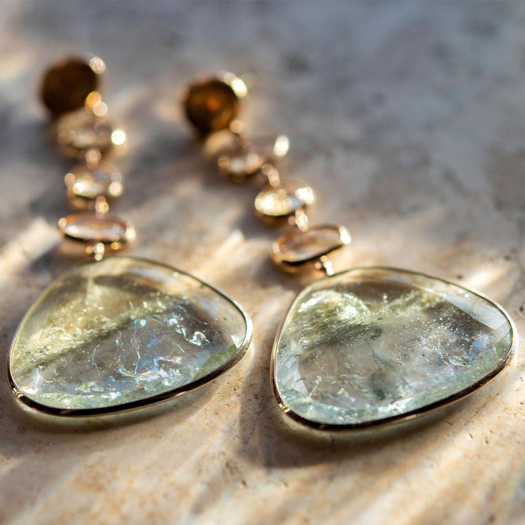 Ligthweight, two-tone Beryl and Topaz Earrings 2